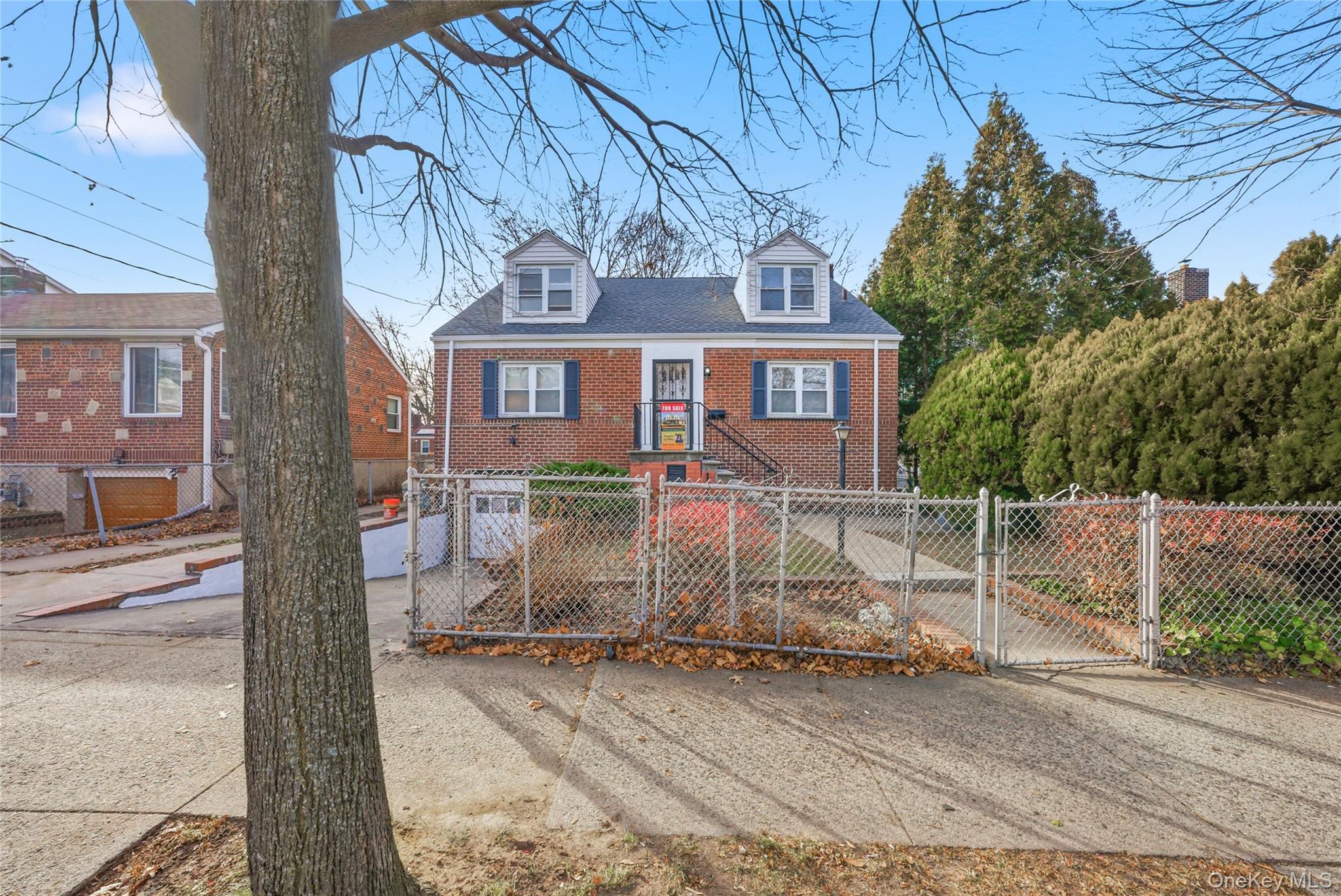 Single Family Monticello Bronx, NY 10466, MLS-944244-8