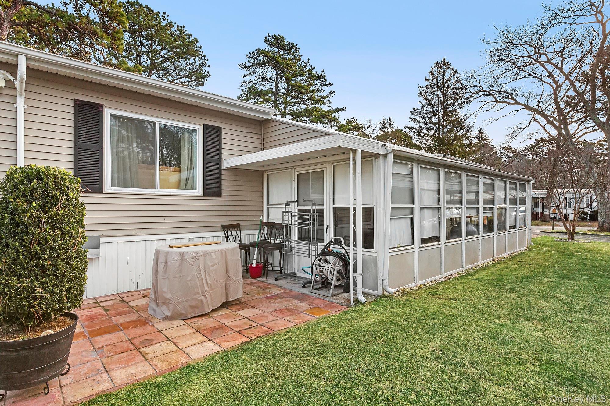 Single Family Riverleigh Suffolk County, NY 11901, MLS-944286-13