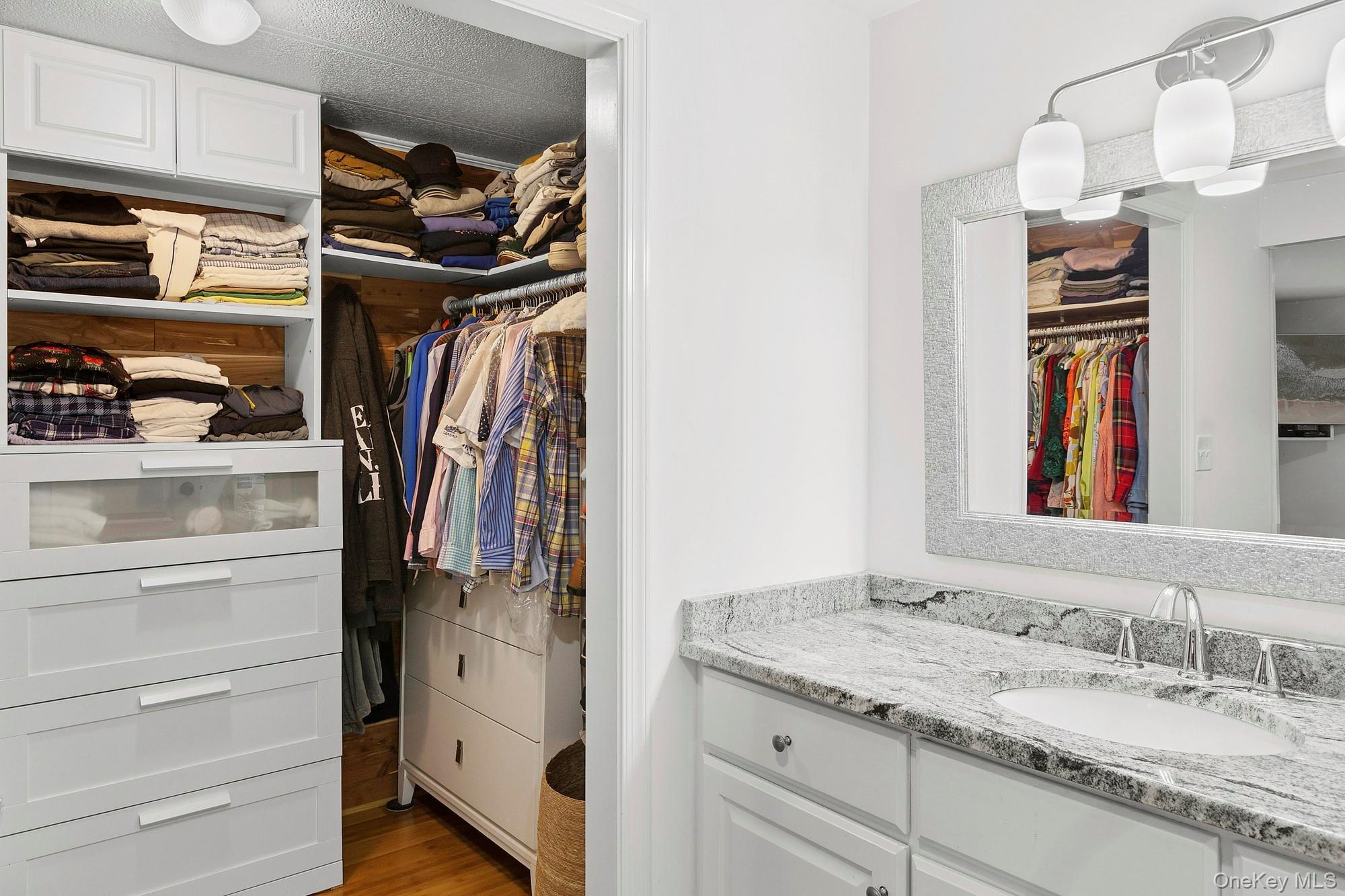 Single Family Riverleigh Suffolk County, NY 11901, MLS-944286-7