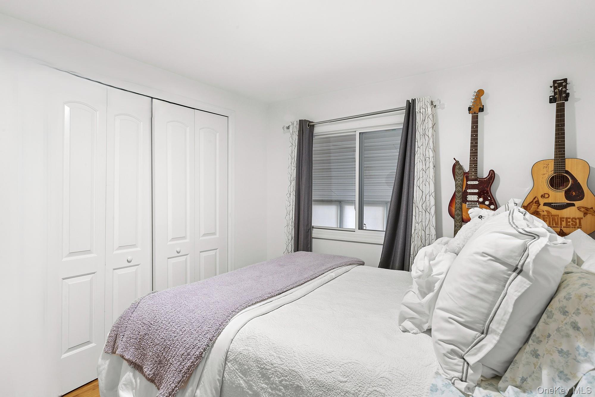 Single Family Riverleigh Suffolk County, NY 11901, MLS-944286-9