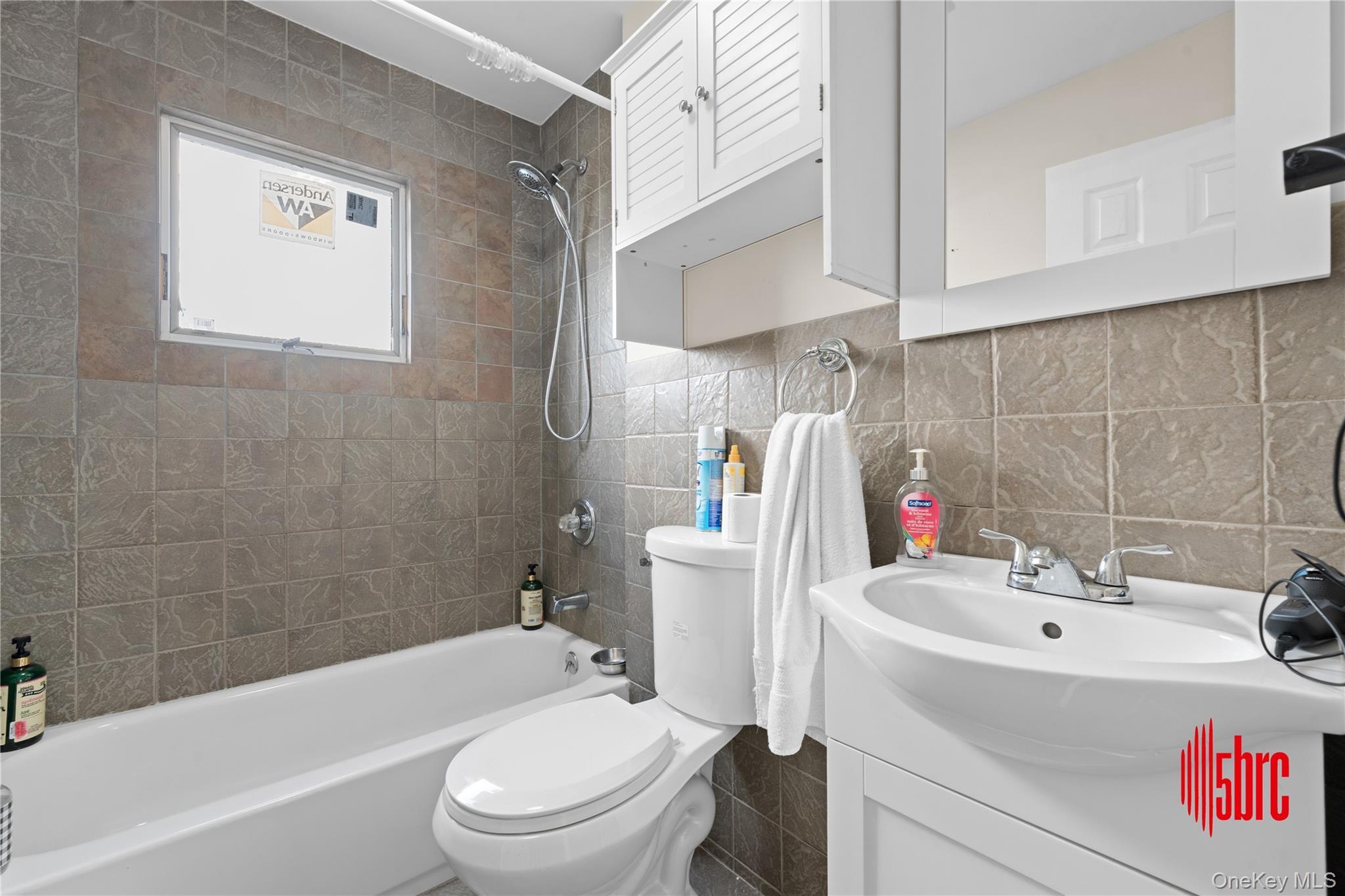 Single Family 64th  Brooklyn, NY 11234, MLS-944287-24