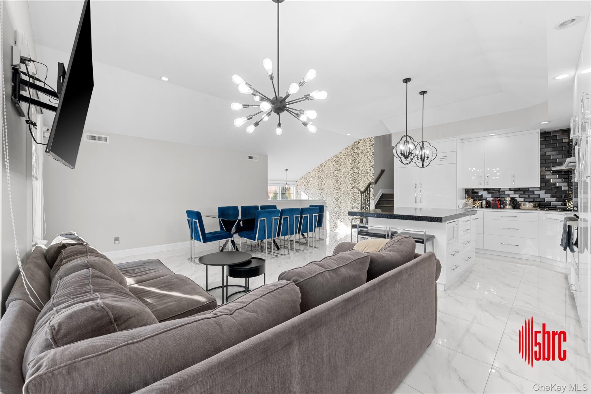 Single Family 64th  Brooklyn, NY 11234, MLS-944287-5