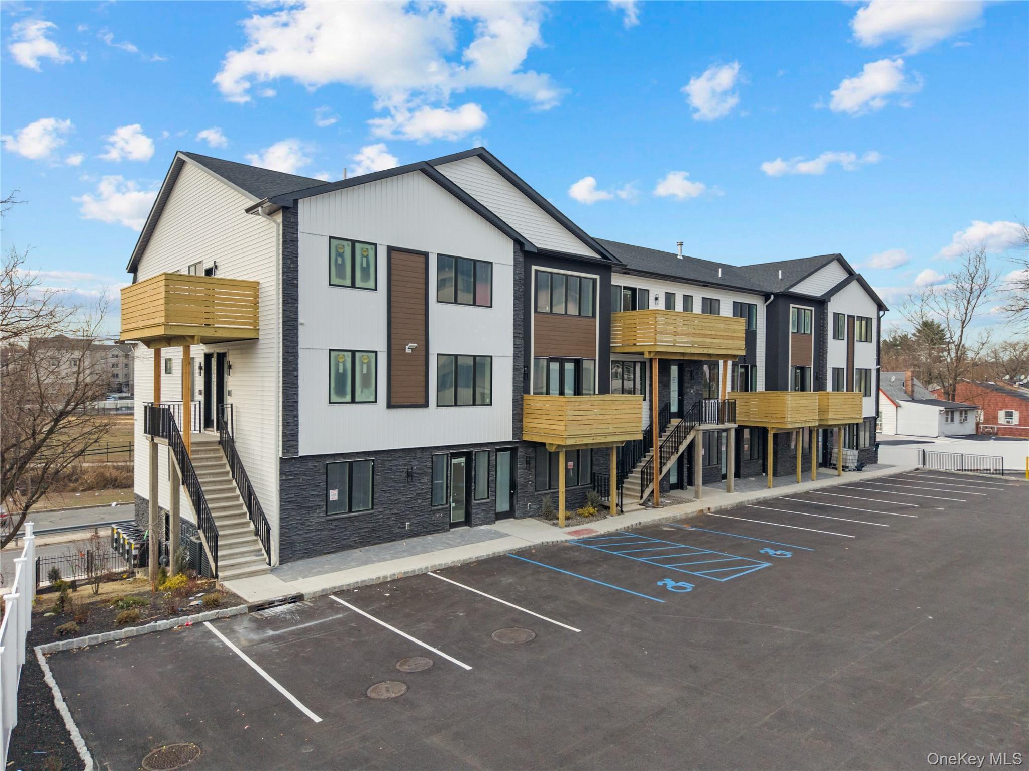 Condo Memorial  Rockland County, NY 10977, MLS-944298-42