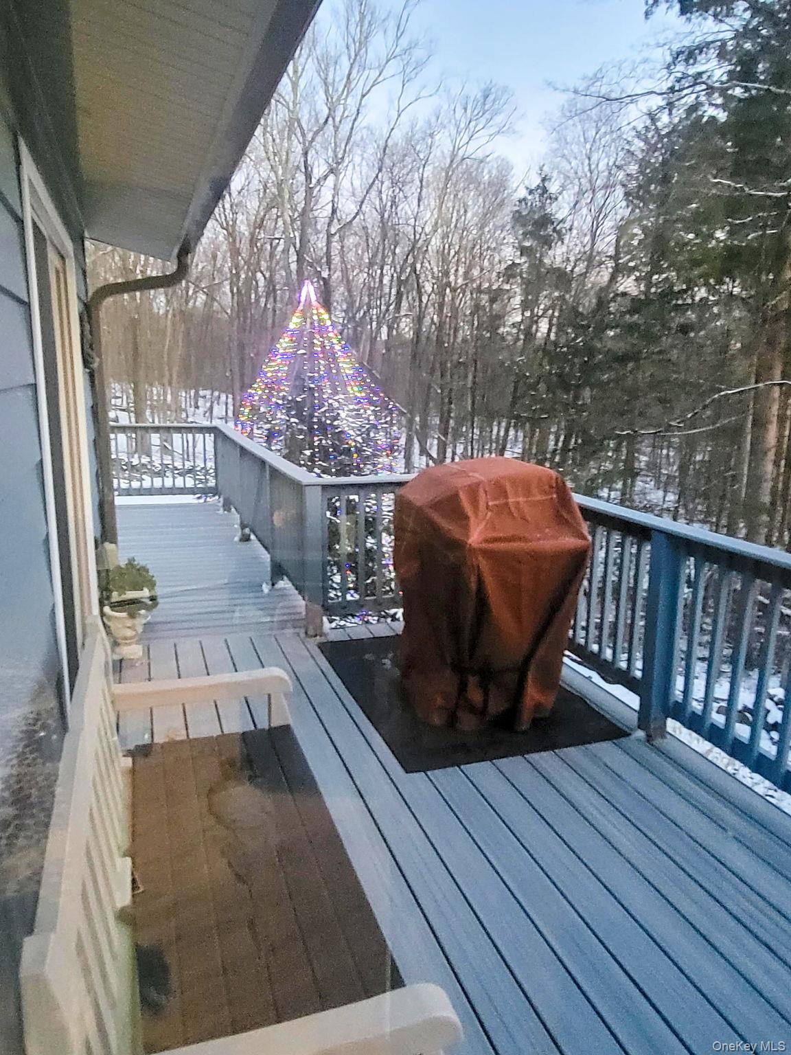 Single Family Kent Shore Putnam County, NY 10512, MLS-944305-16