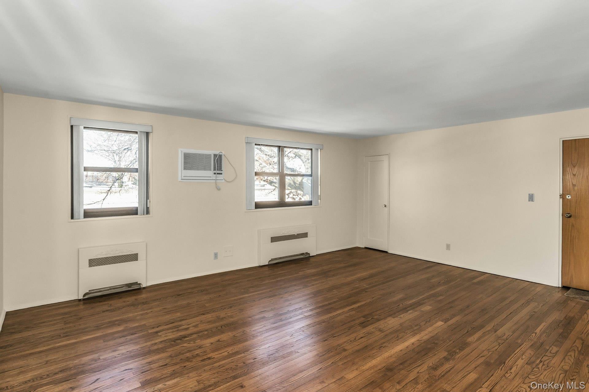 Coop Utopia Queens, NY 11357, MLS-944319-5