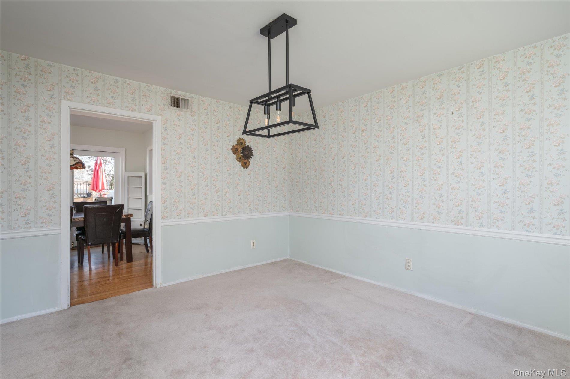 Single Family Wedgewood Suffolk County, NY 11727, MLS-944335-11