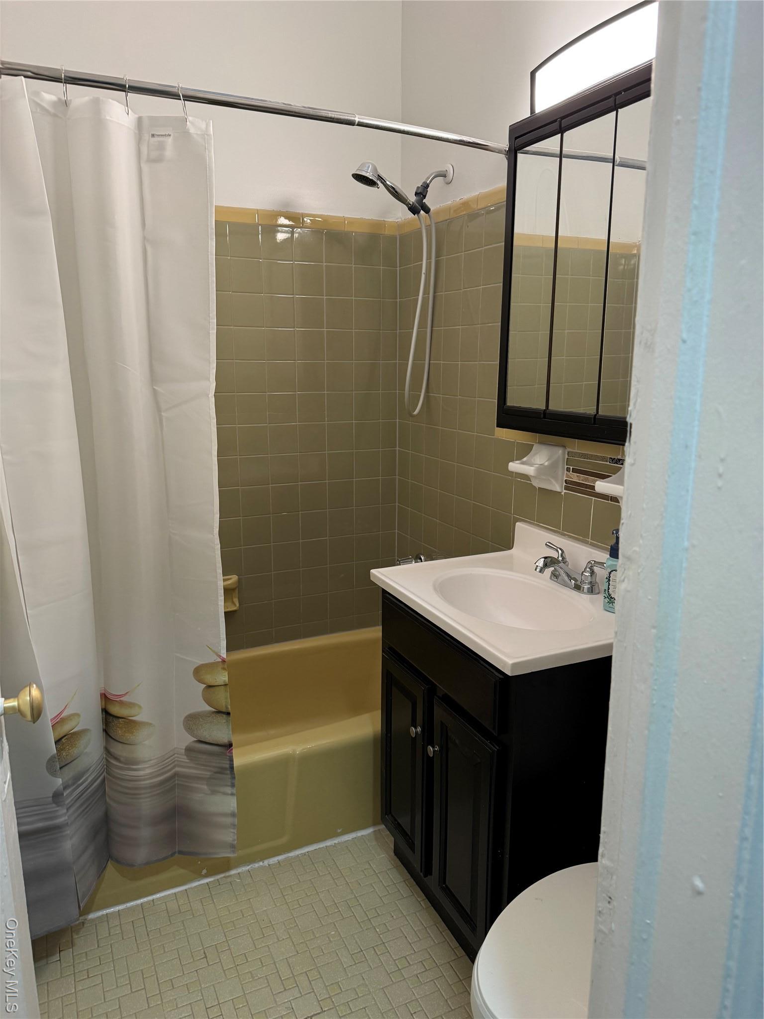 Apartment Metropolitan  Queens, NY 11375, MLS-944336-4