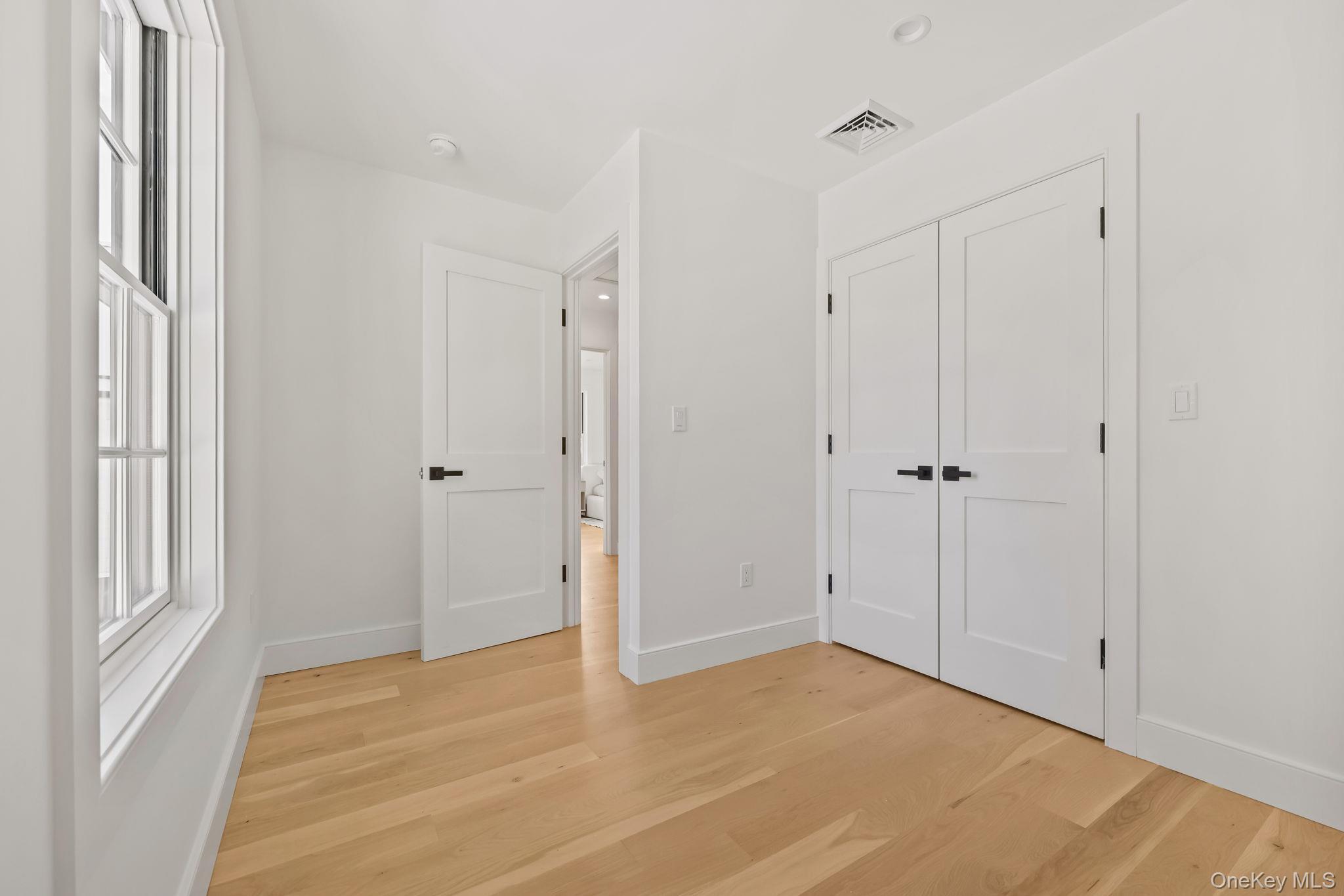 Single Family Sound Beach Out Of Area, NY 06870, MLS-944344-20