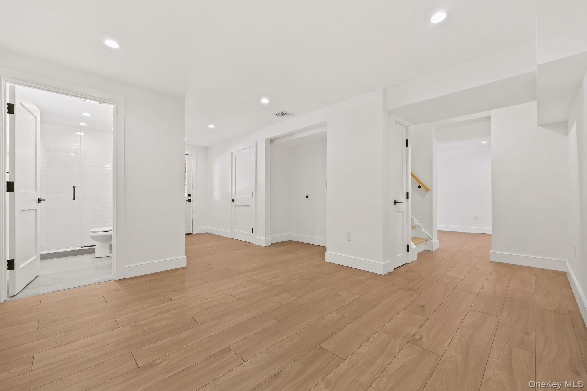 Single Family Sound Beach Out Of Area, NY 06870, MLS-944344-23