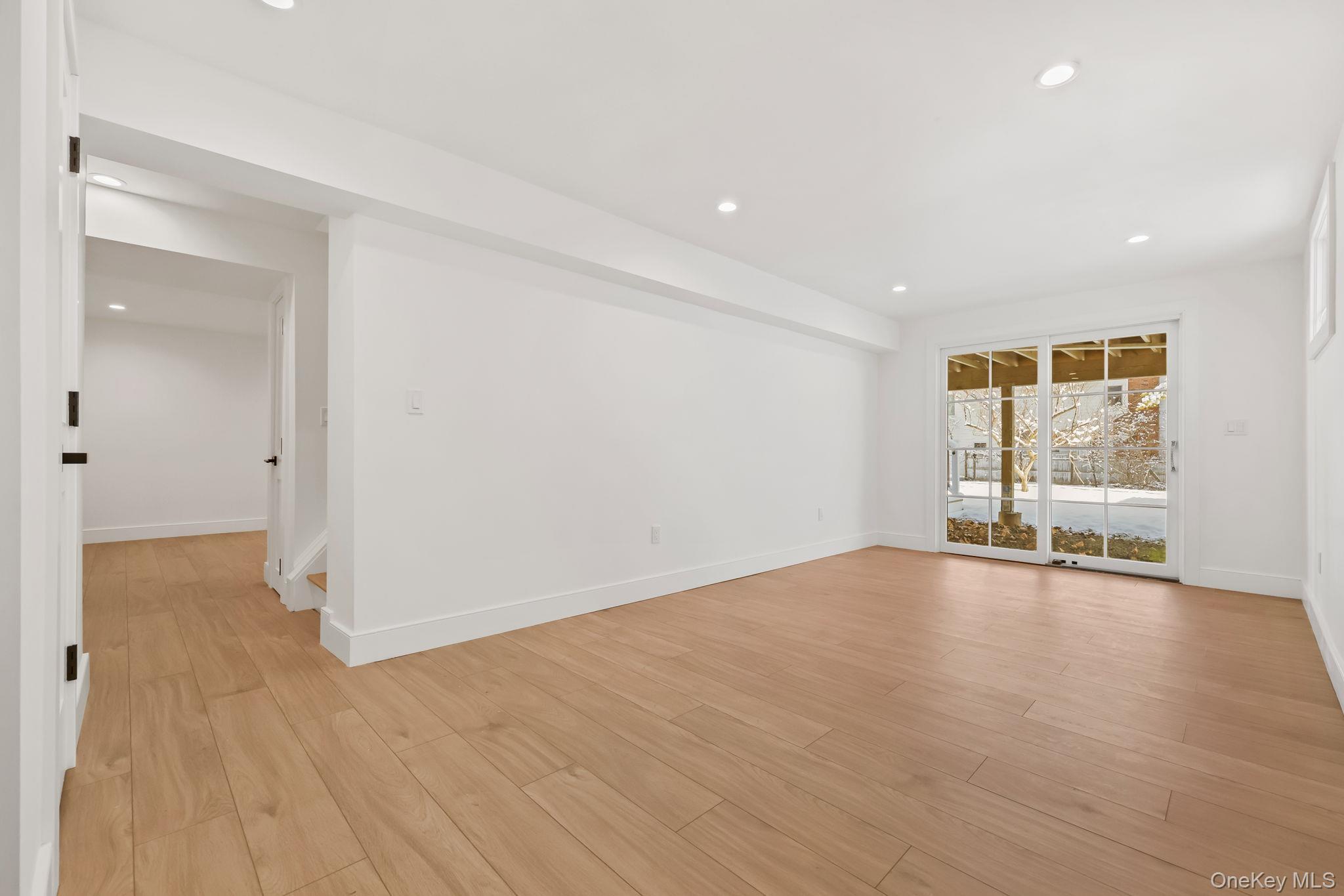 Single Family Sound Beach Out Of Area, NY 06870, MLS-944344-24