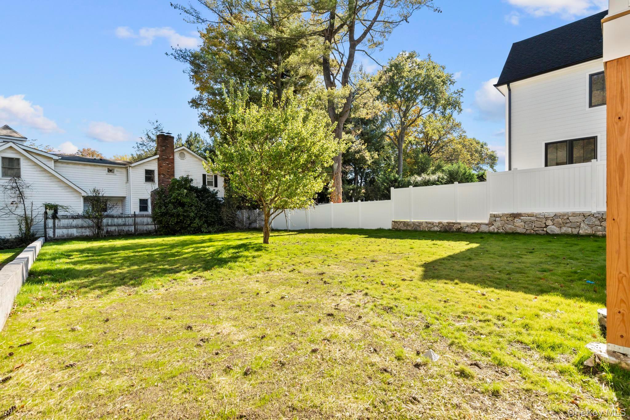 Single Family Sound Beach Out Of Area, NY 06870, MLS-944344-33