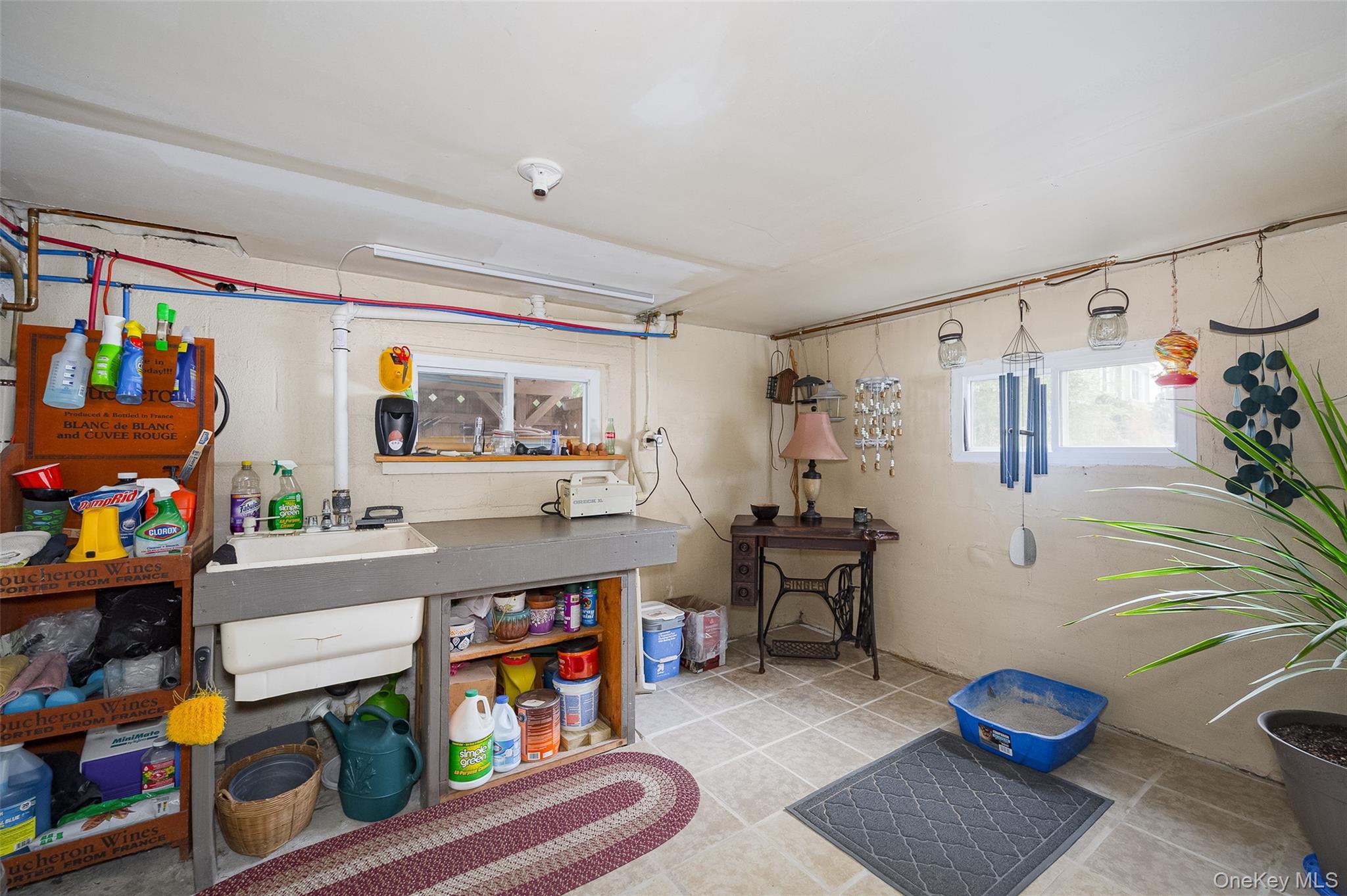 Single Family Red Oaks Mill  Dutchess County, NY 12603, MLS-944357-10