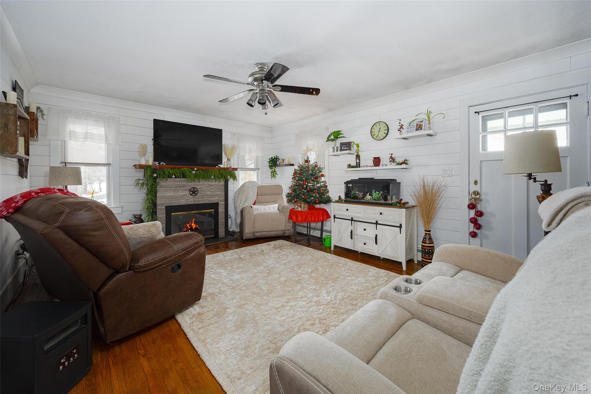 Single Family Red Oaks Mill  Dutchess County, NY 12603, MLS-944357-5