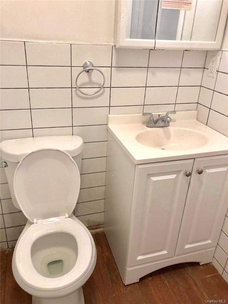 Single Family Amethyst Bronx, NY 10462, MLS-944364-10