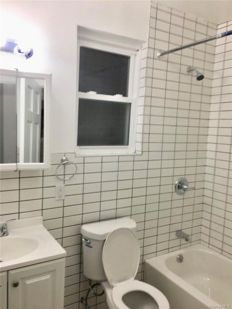 Single Family Amethyst Bronx, NY 10462, MLS-944364-17