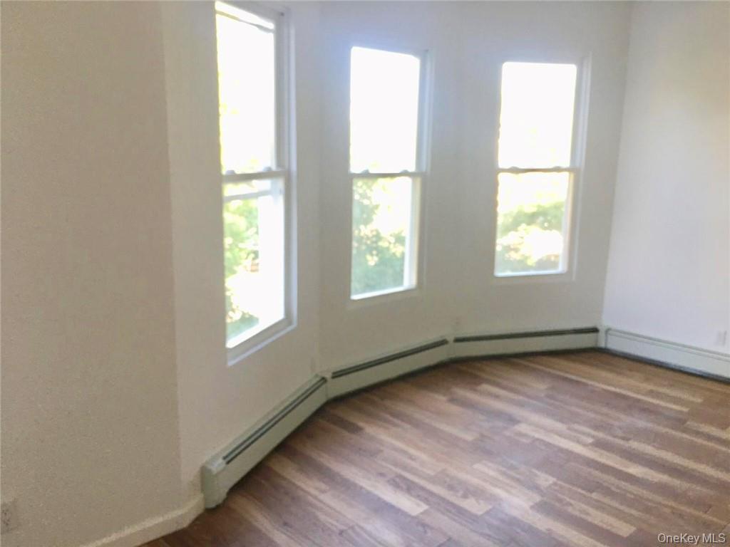 Single Family Amethyst Bronx, NY 10462, MLS-944364-25