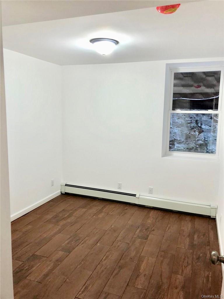 Single Family Amethyst Bronx, NY 10462, MLS-944364-4