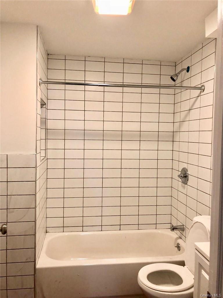 Single Family Amethyst Bronx, NY 10462, MLS-944364-8