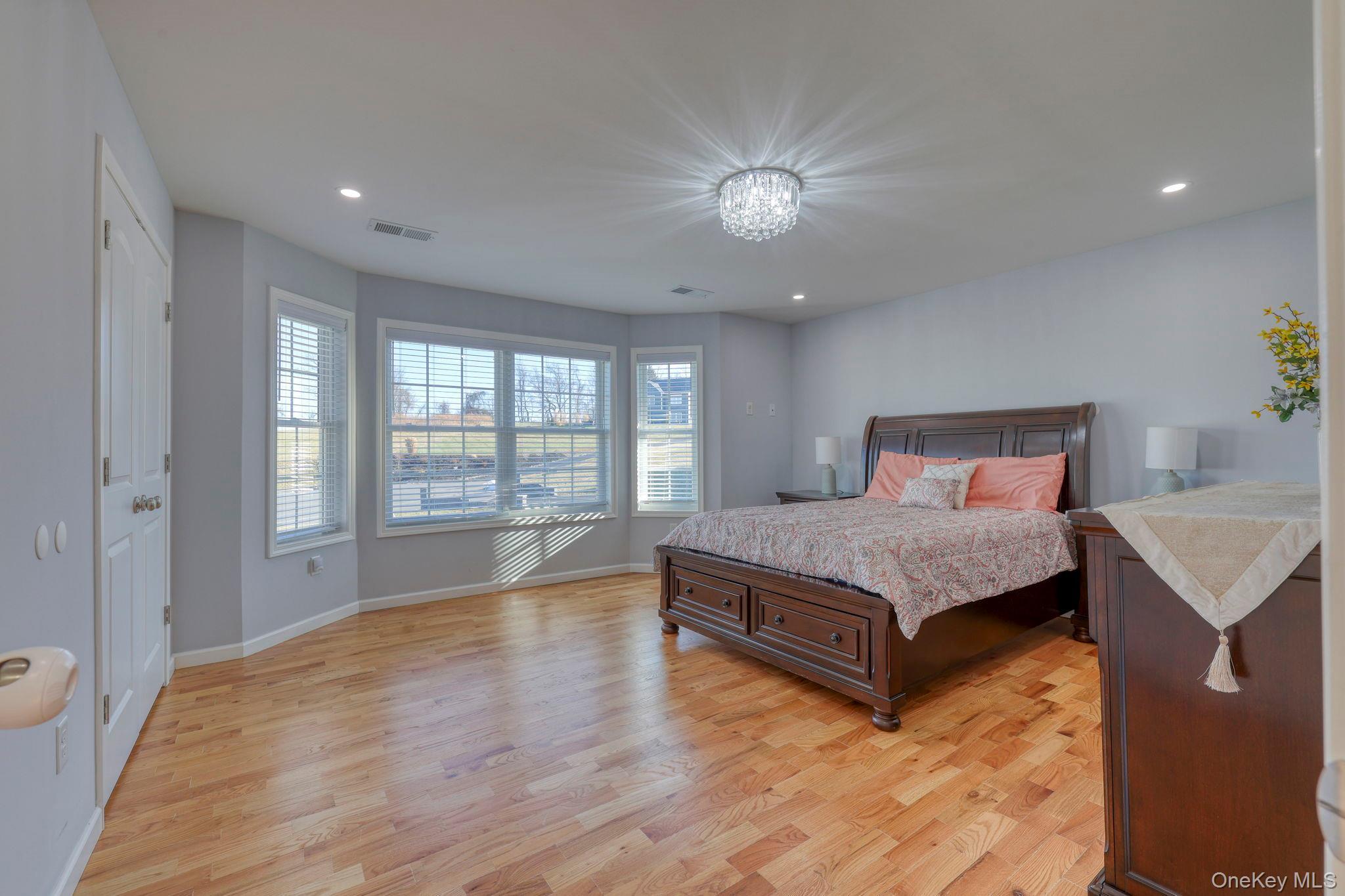 Single Family Meadow View  Ulster County, NY 12542, MLS-944366-31