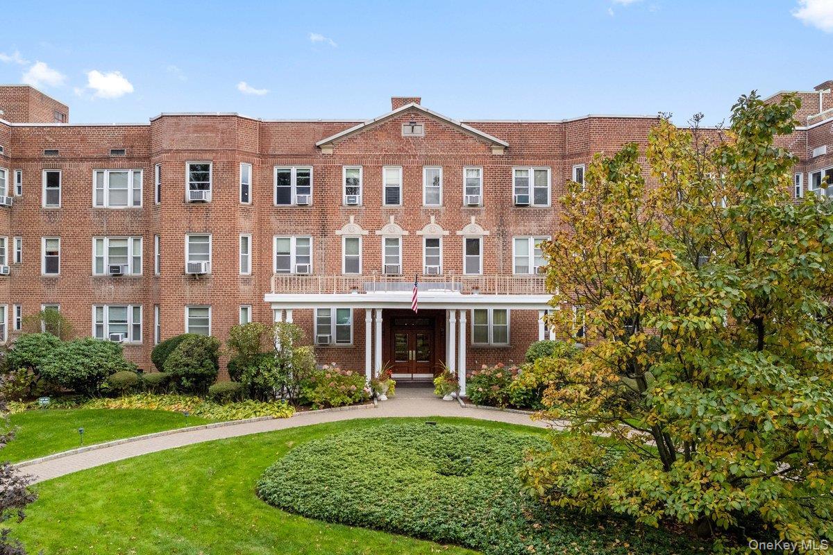 Coop Overlook  Road  Westchester County, NY 10605, MLS-944371-16