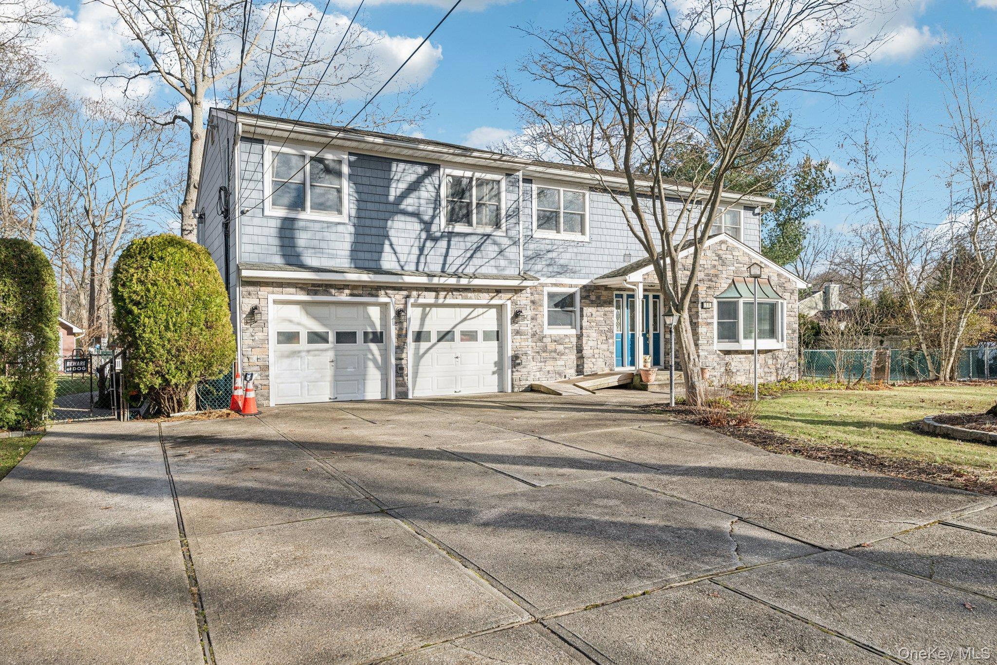 Single Family Auborn  Suffolk County, NY 11967, MLS-944395-2