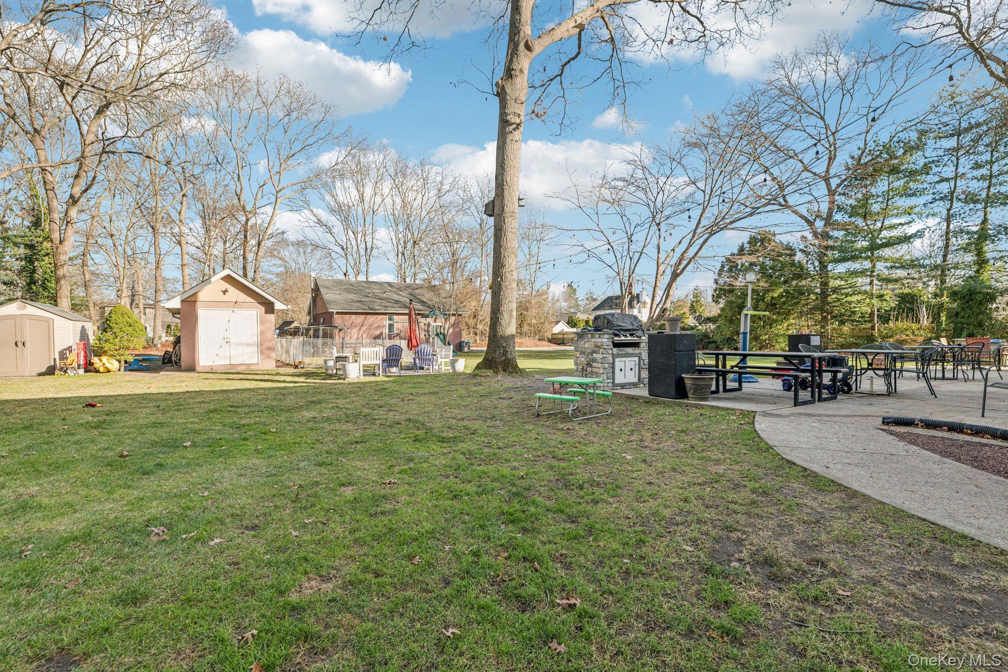 Single Family Auborn  Suffolk County, NY 11967, MLS-944395-20