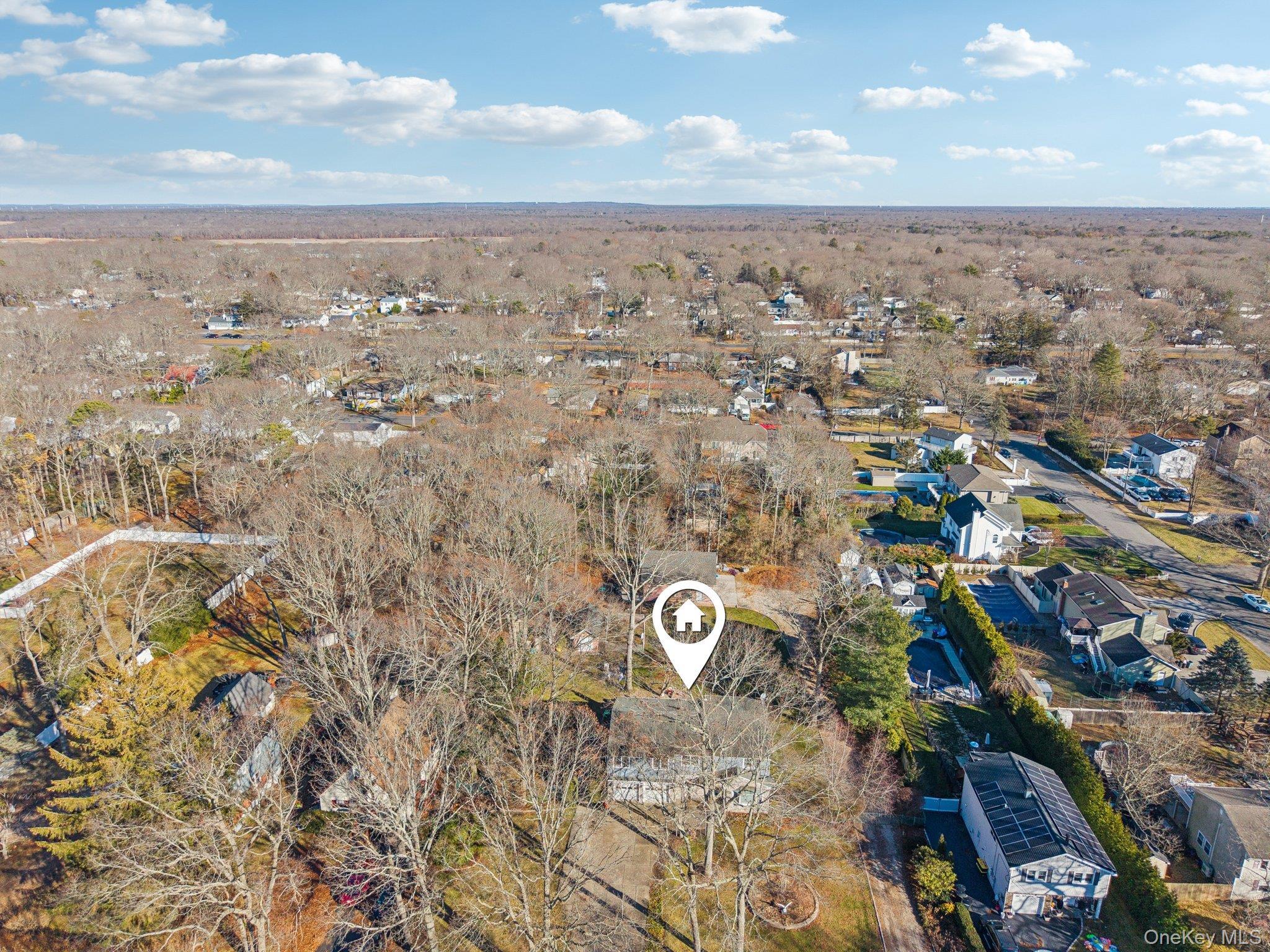 Single Family Auborn  Suffolk County, NY 11967, MLS-944395-42