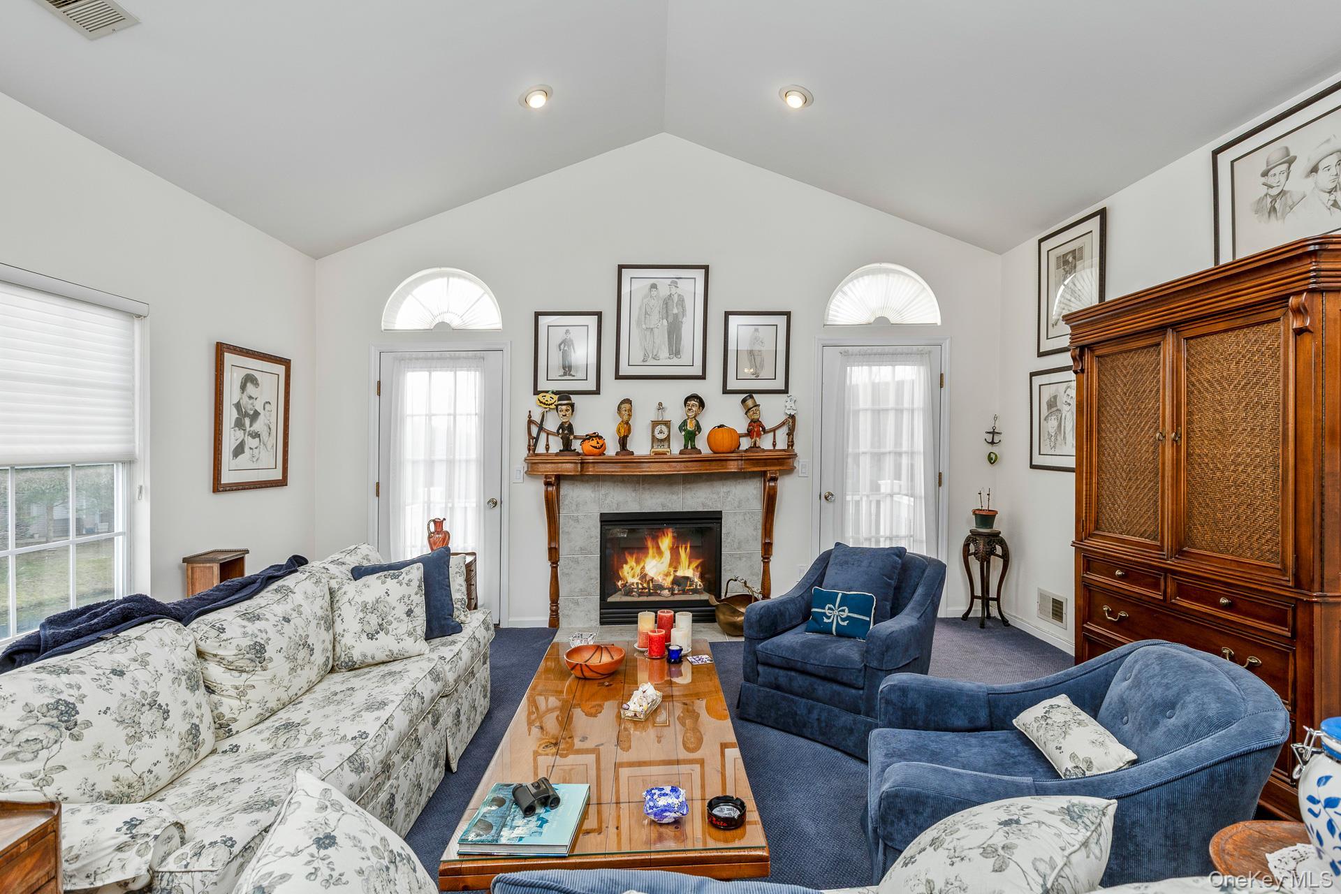 Condo Woodscreek  Suffolk County, NY 11955, MLS-944397-17