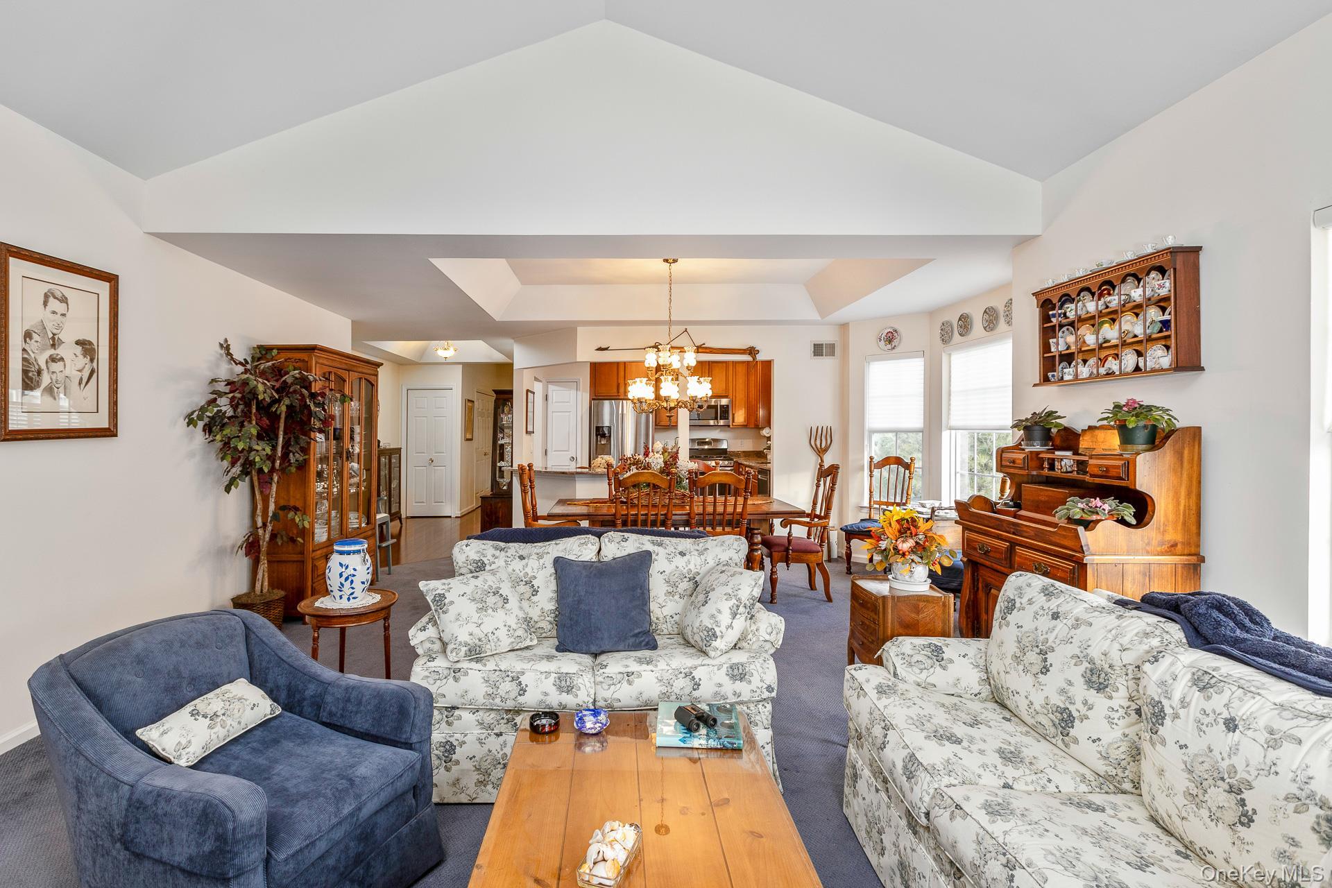 Condo Woodscreek  Suffolk County, NY 11955, MLS-944397-21