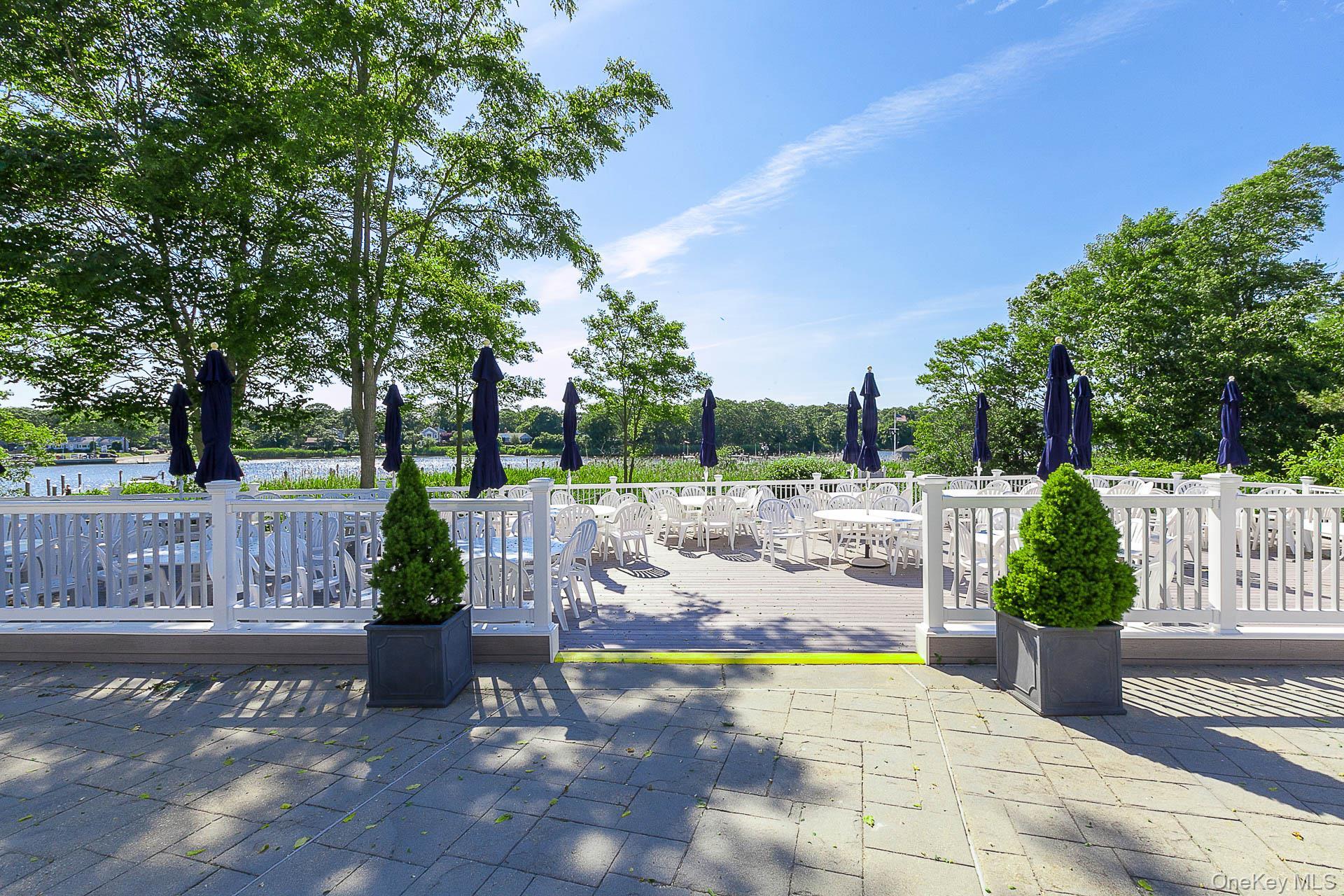 Condo Woodscreek  Suffolk County, NY 11955, MLS-944397-36