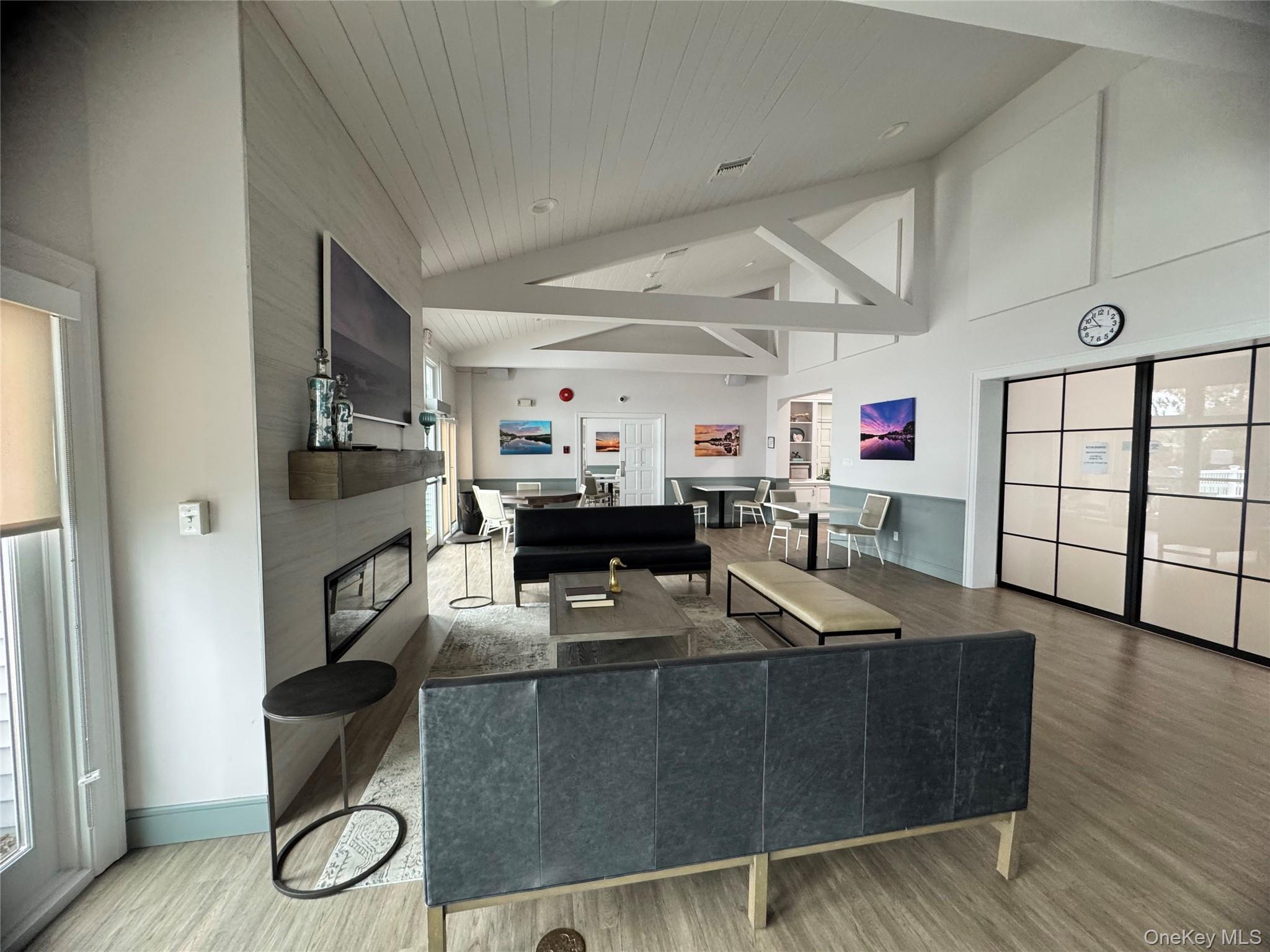 Condo Woodscreek  Suffolk County, NY 11955, MLS-944397-45