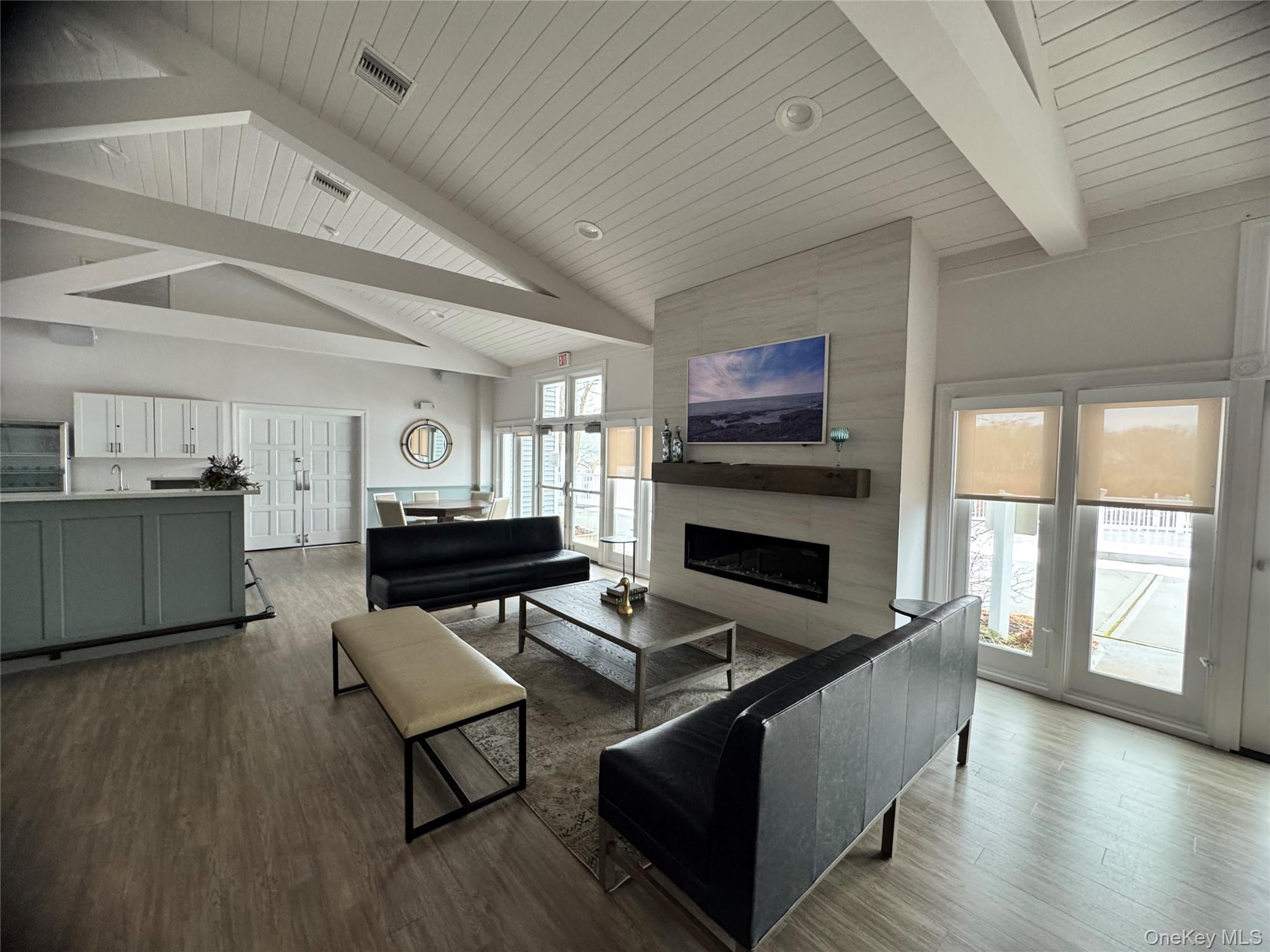 Condo Woodscreek  Suffolk County, NY 11955, MLS-944397-46