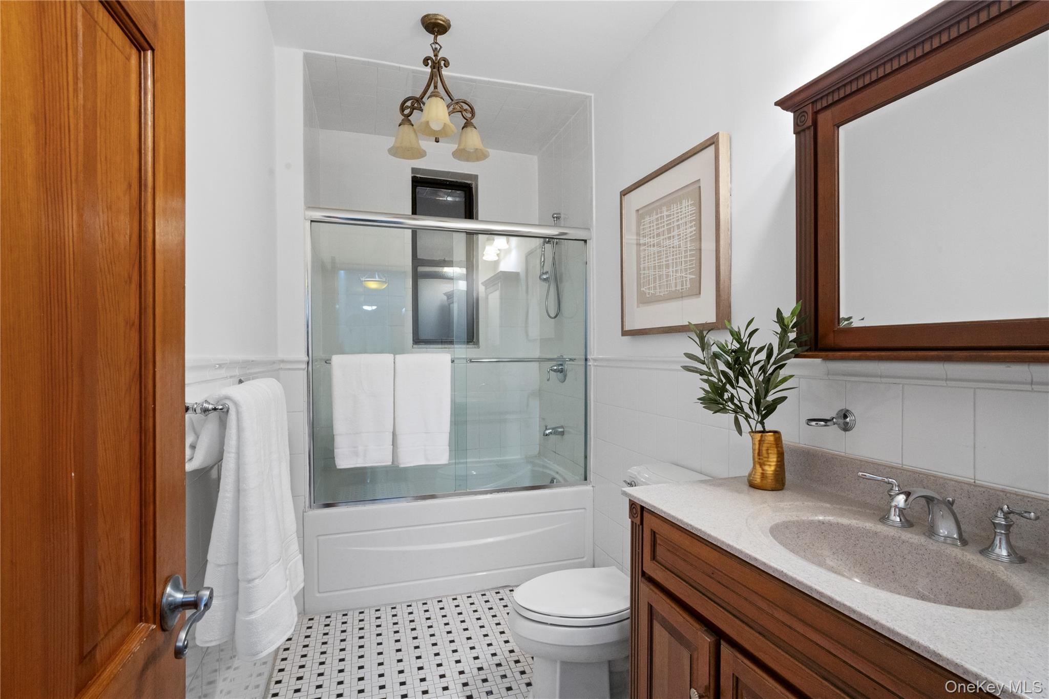 Coop 73rd  Queens, NY 11375, MLS-944400-12