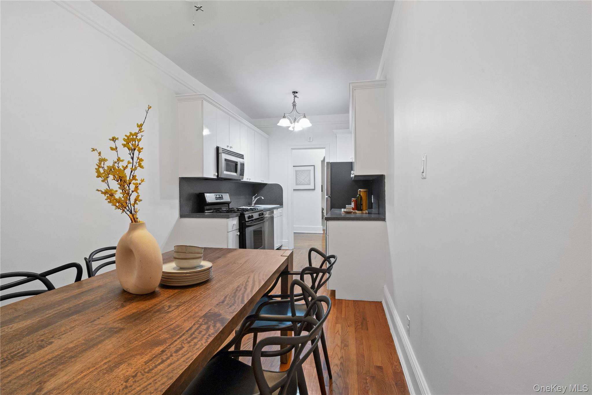 Coop 73rd  Queens, NY 11375, MLS-944400-7