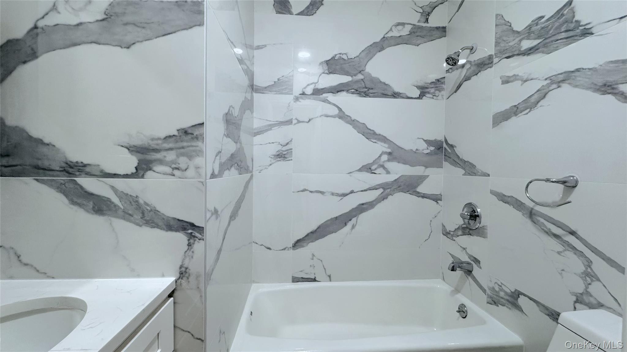 Single Family 49th Ave  Queens, NY 11368, MLS-944426-37