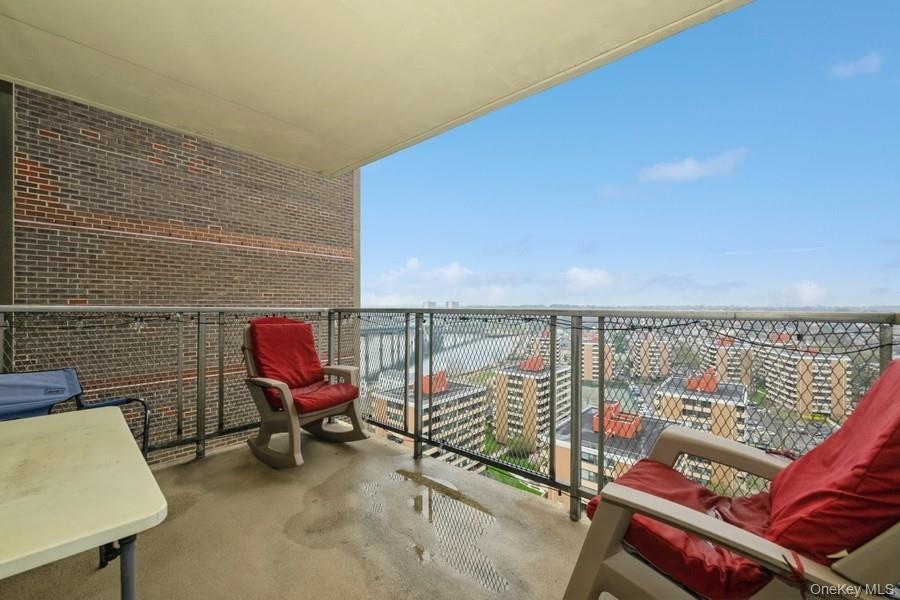 Coop Powells Cove  Queens, NY 11357, MLS-944439-17