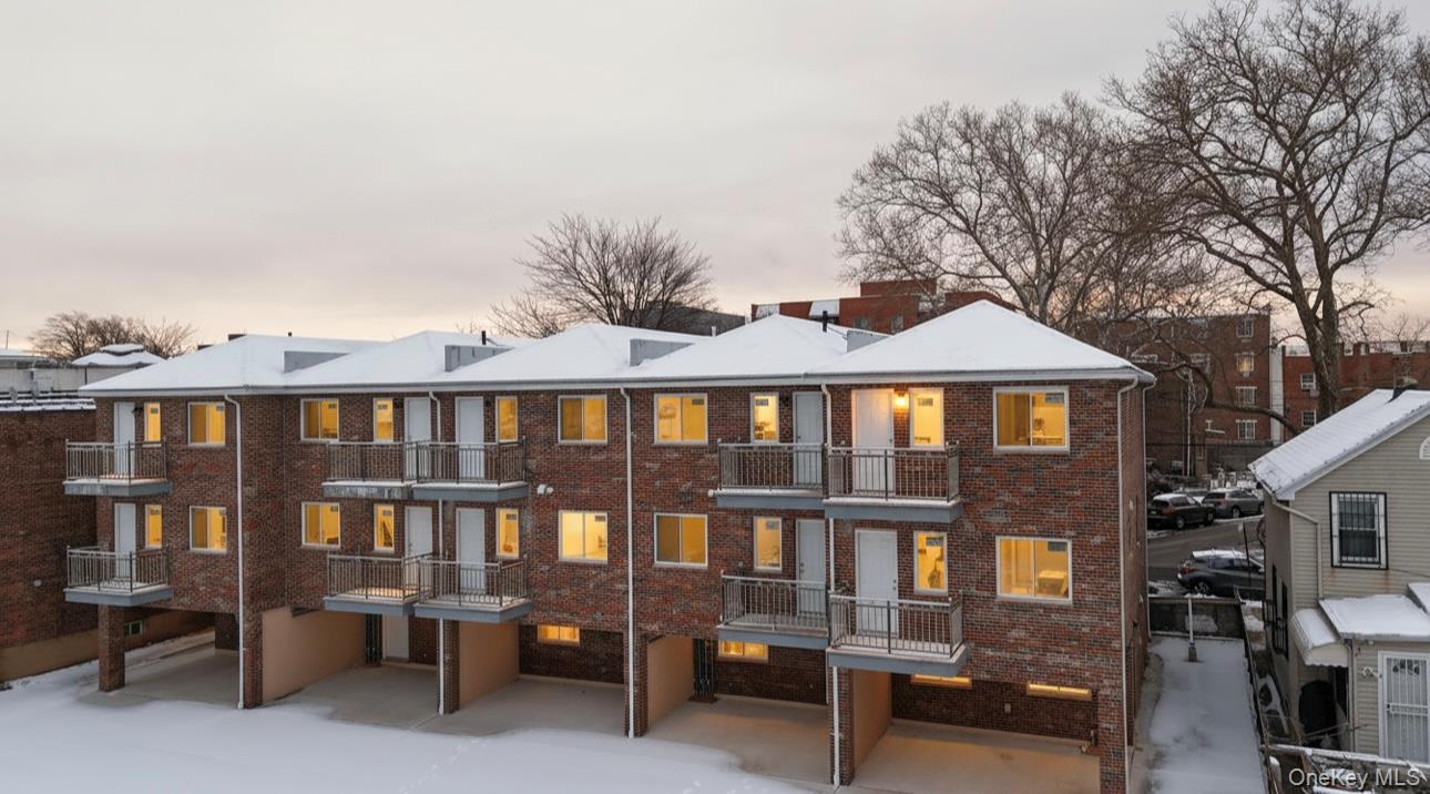 Single Family 49th Ave  Queens, NY 11368, MLS-944478-37