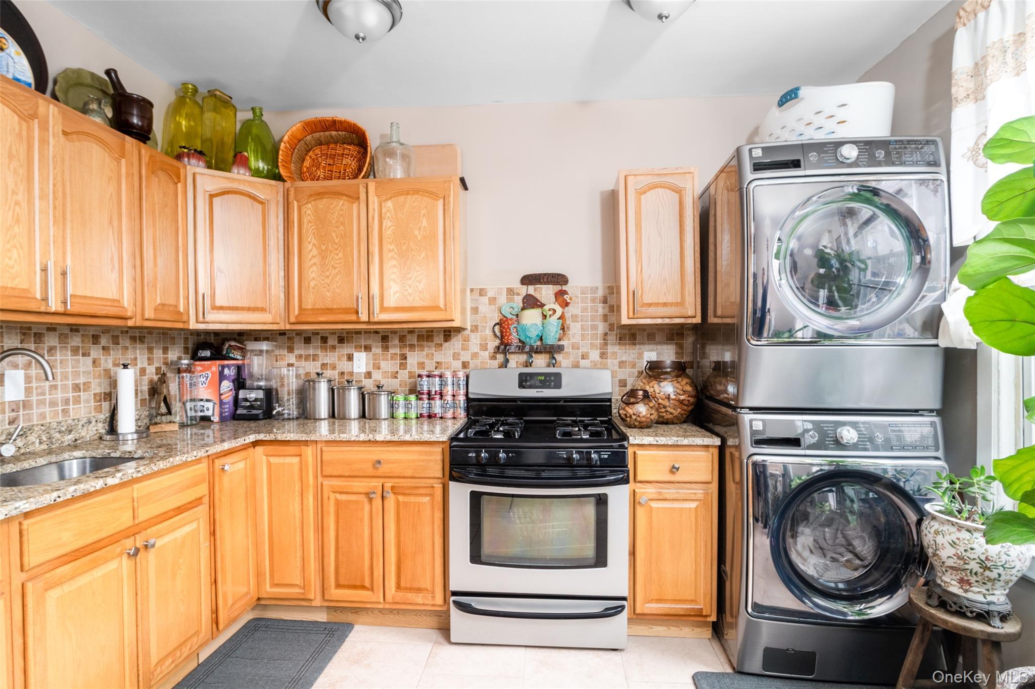 Single Family Rosewood  Bronx, NY 10467, MLS-944479-18