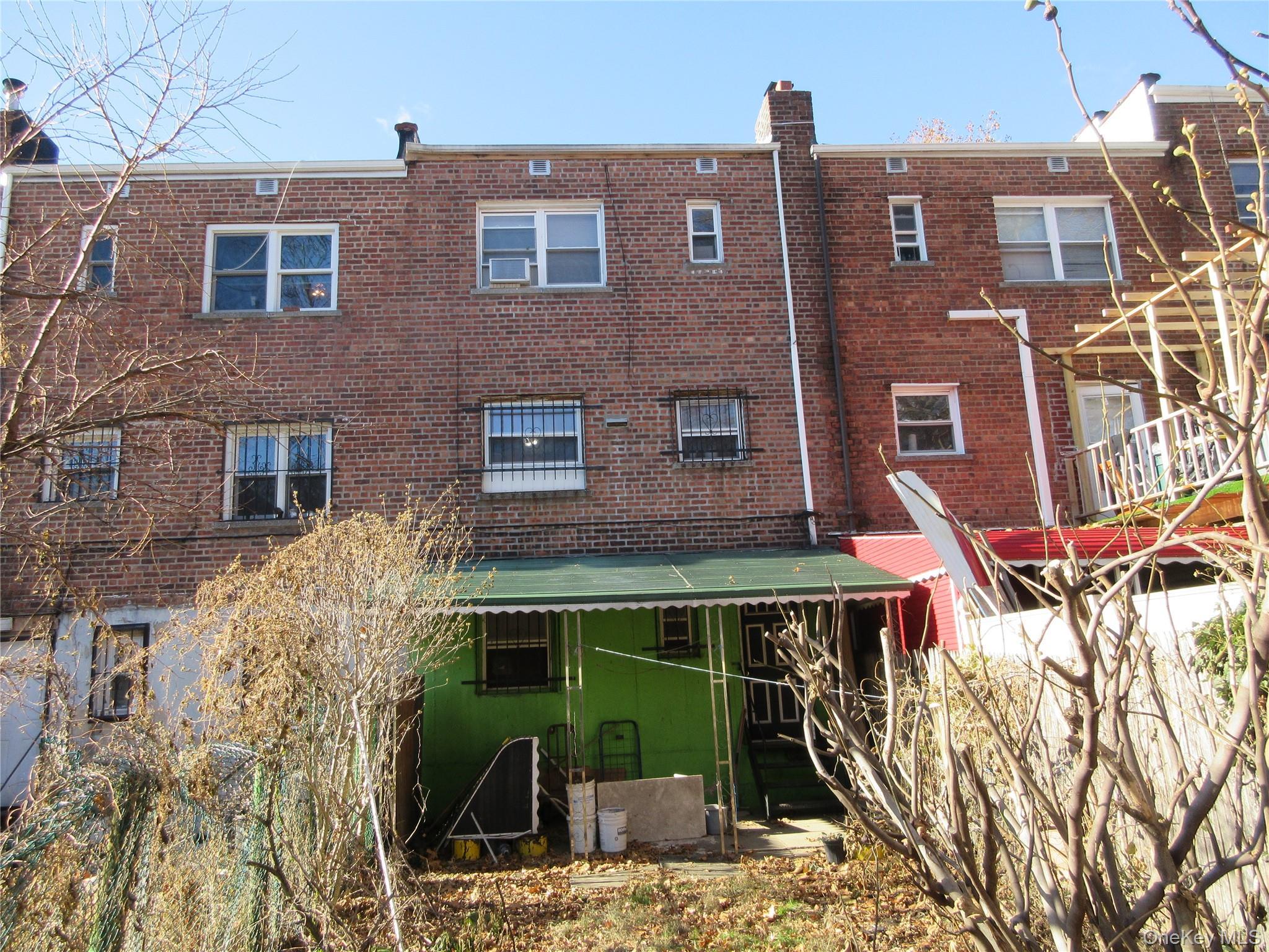 Single Family Tenbroeck Bronx, NY 10469, MLS-944486-2