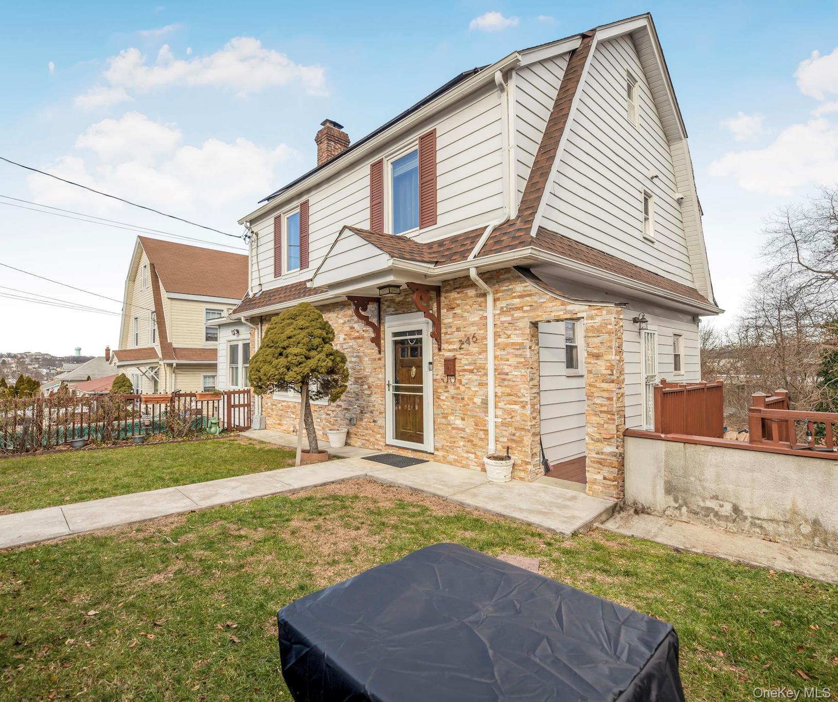 Single Family Rockne  Westchester County, NY 10701, MLS-944487-3