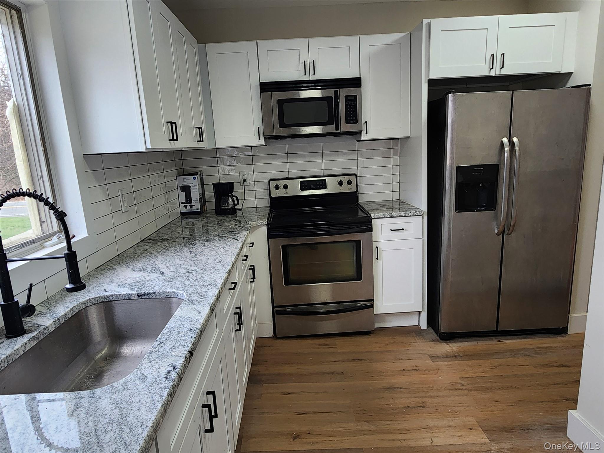 Single Family Hankins  Sullivan County, NY 12736, MLS-944503-11