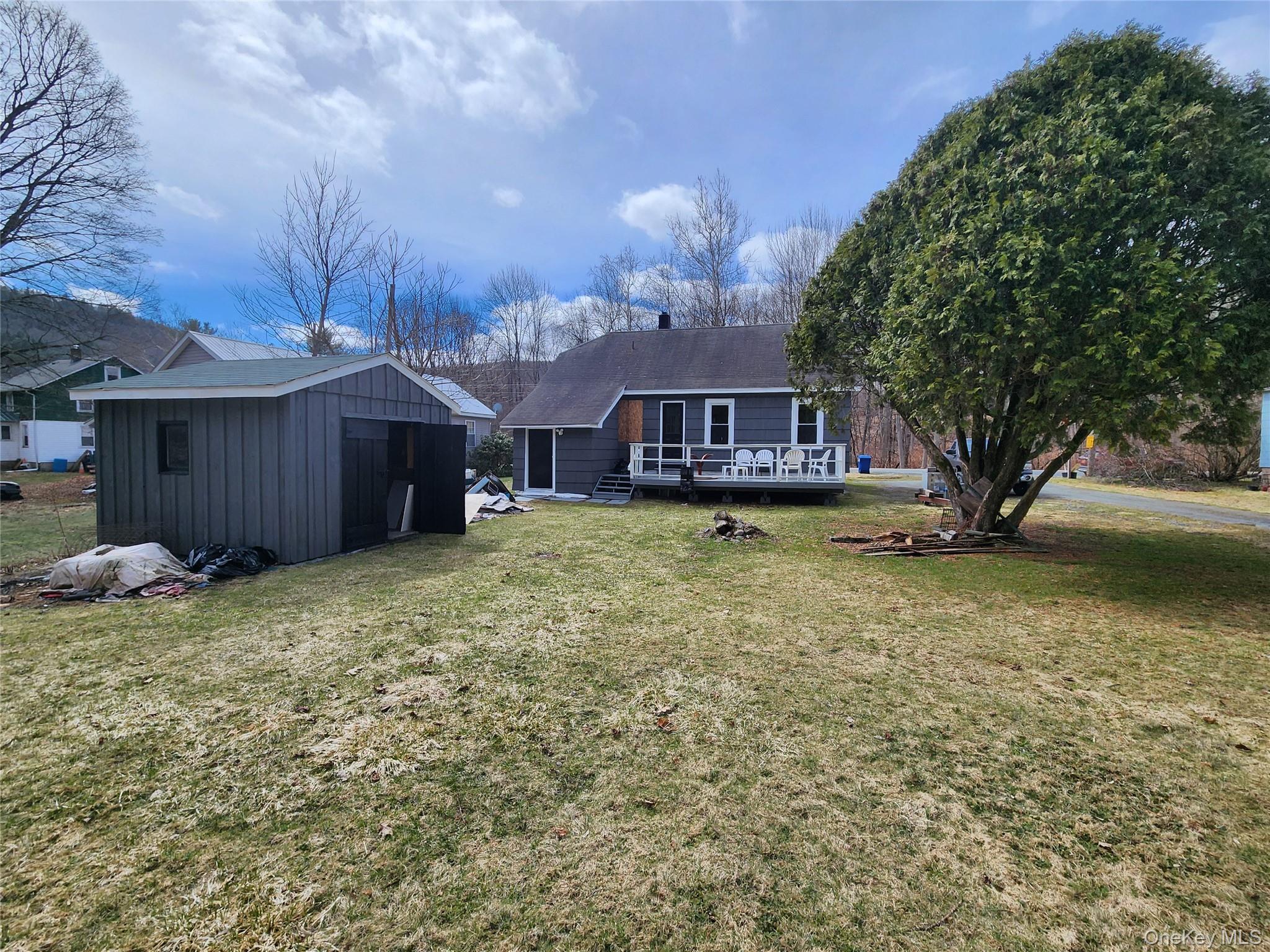 Single Family Hankins  Sullivan County, NY 12736, MLS-944503-25