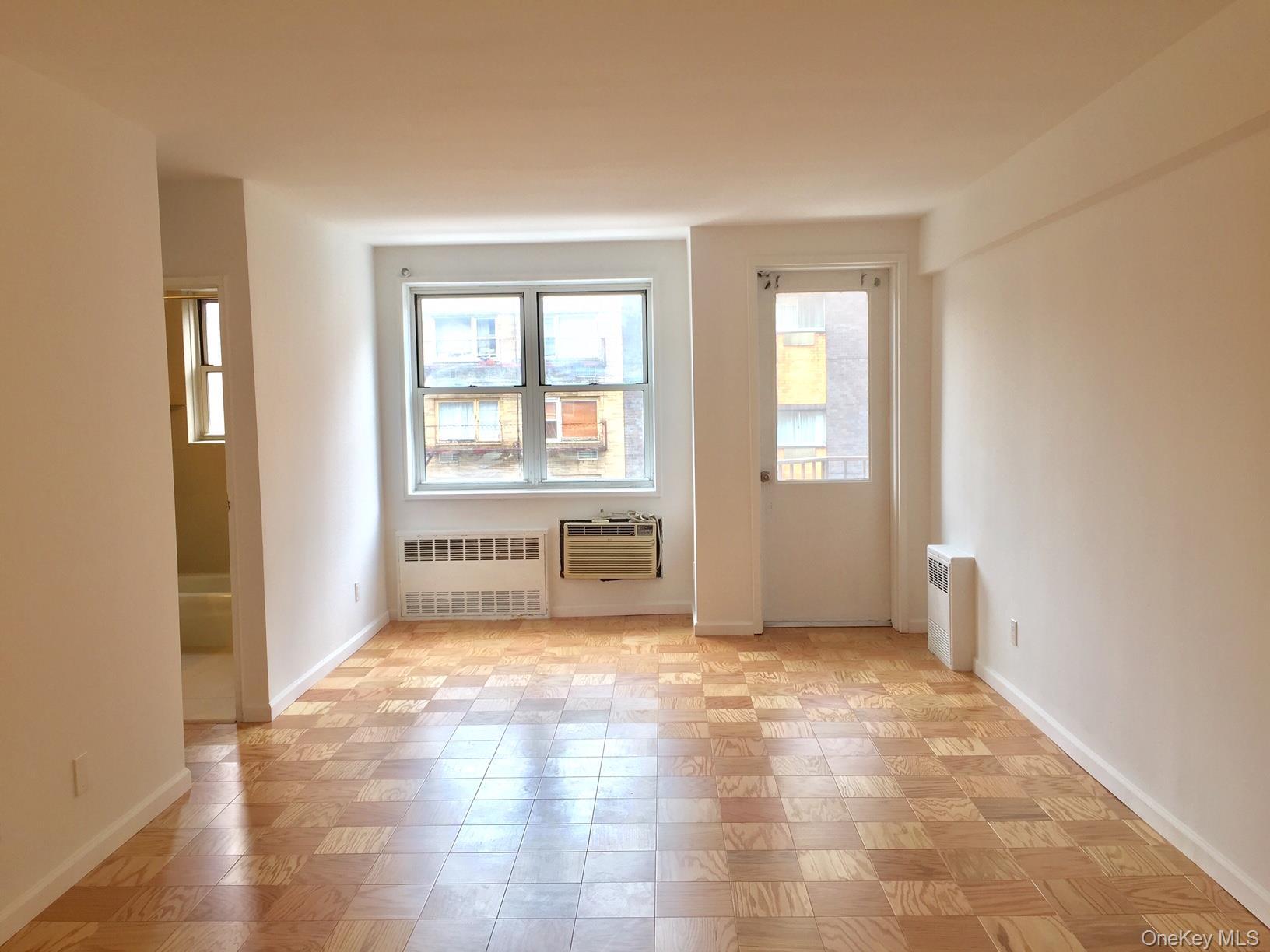 Apartment W 23rd  Manhattan, NY 10011, MLS-944506-3