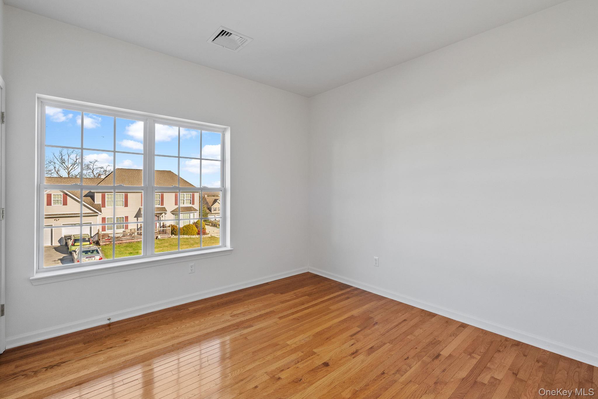 Single Family Carmella  Ulster County, NY 12528, MLS-944619-23