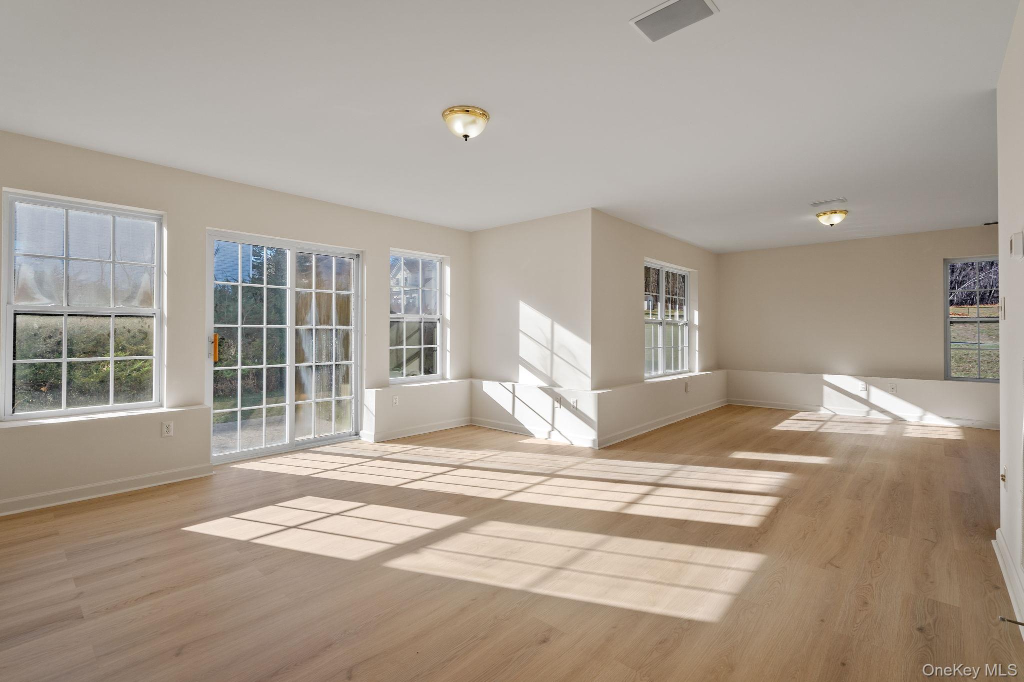 Single Family Carmella  Ulster County, NY 12528, MLS-944619-33