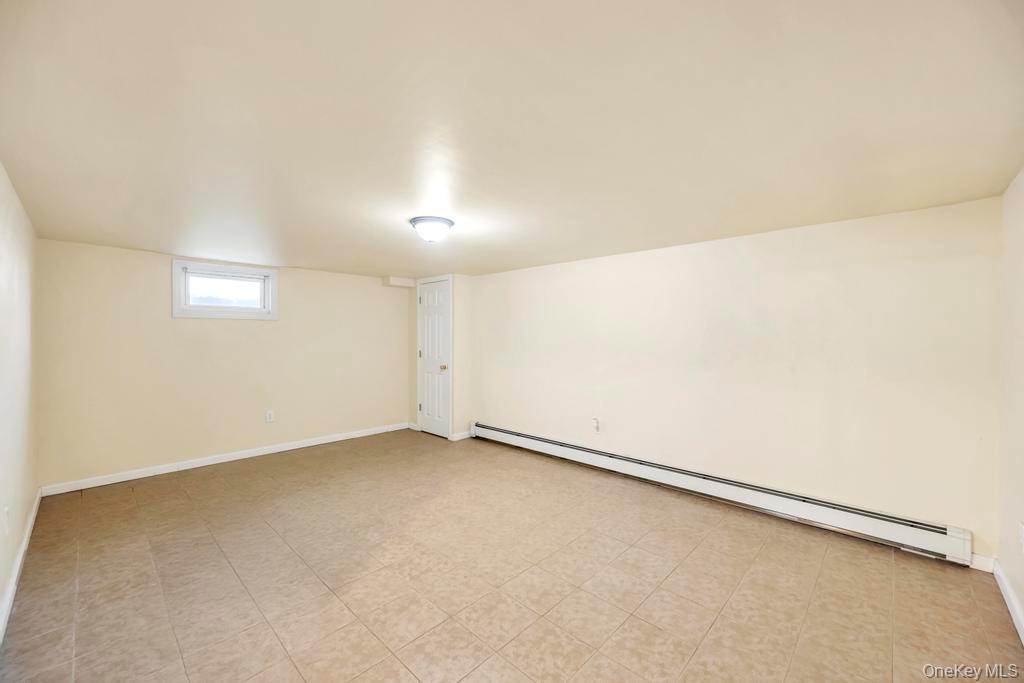 Single Family Radburn  Suffolk County, NY 11776, MLS-944665-25