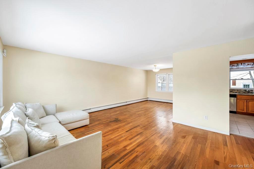 Single Family Radburn  Suffolk County, NY 11776, MLS-944665-7