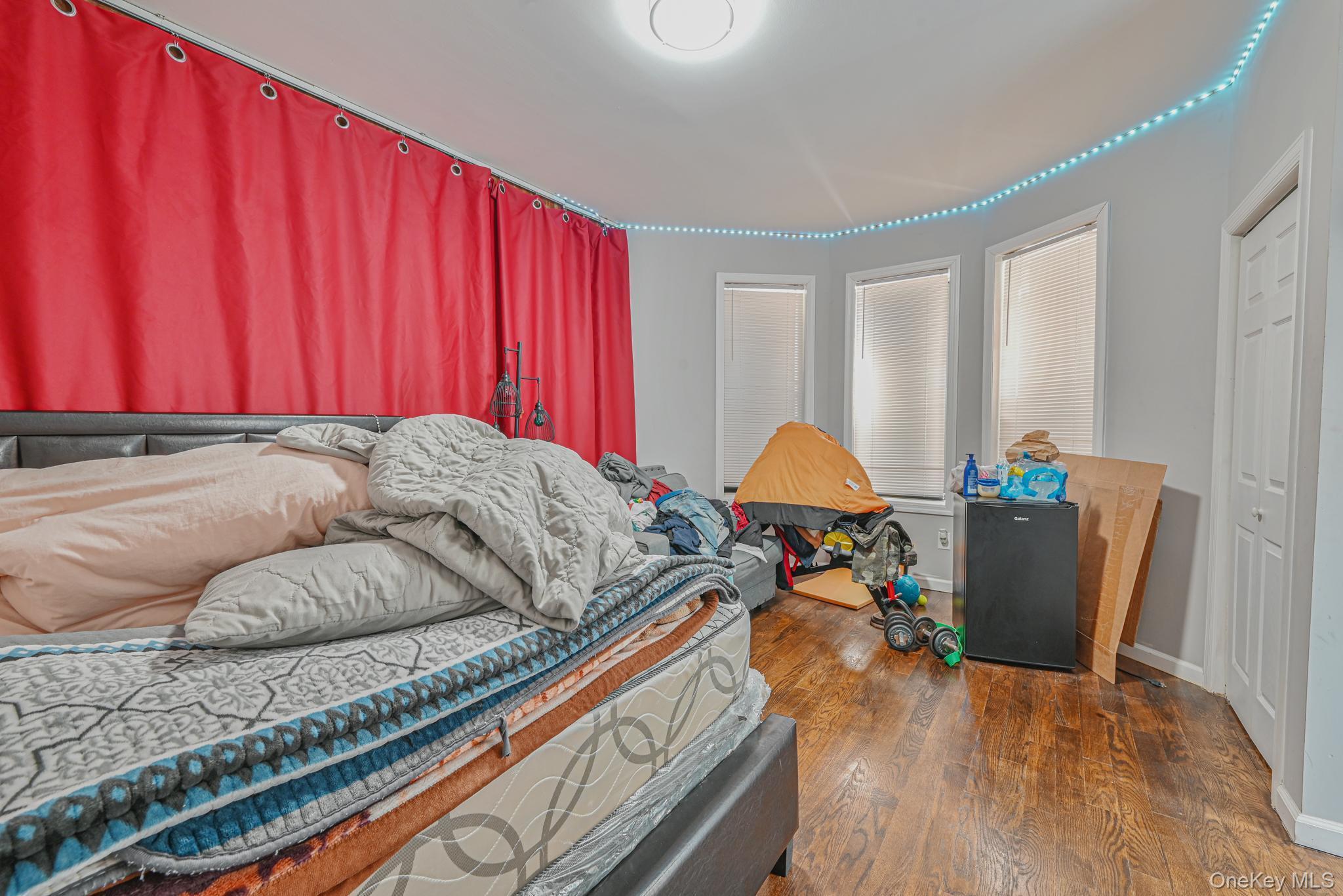 Single Family Bryant Bronx, NY 10460, MLS-944693-20