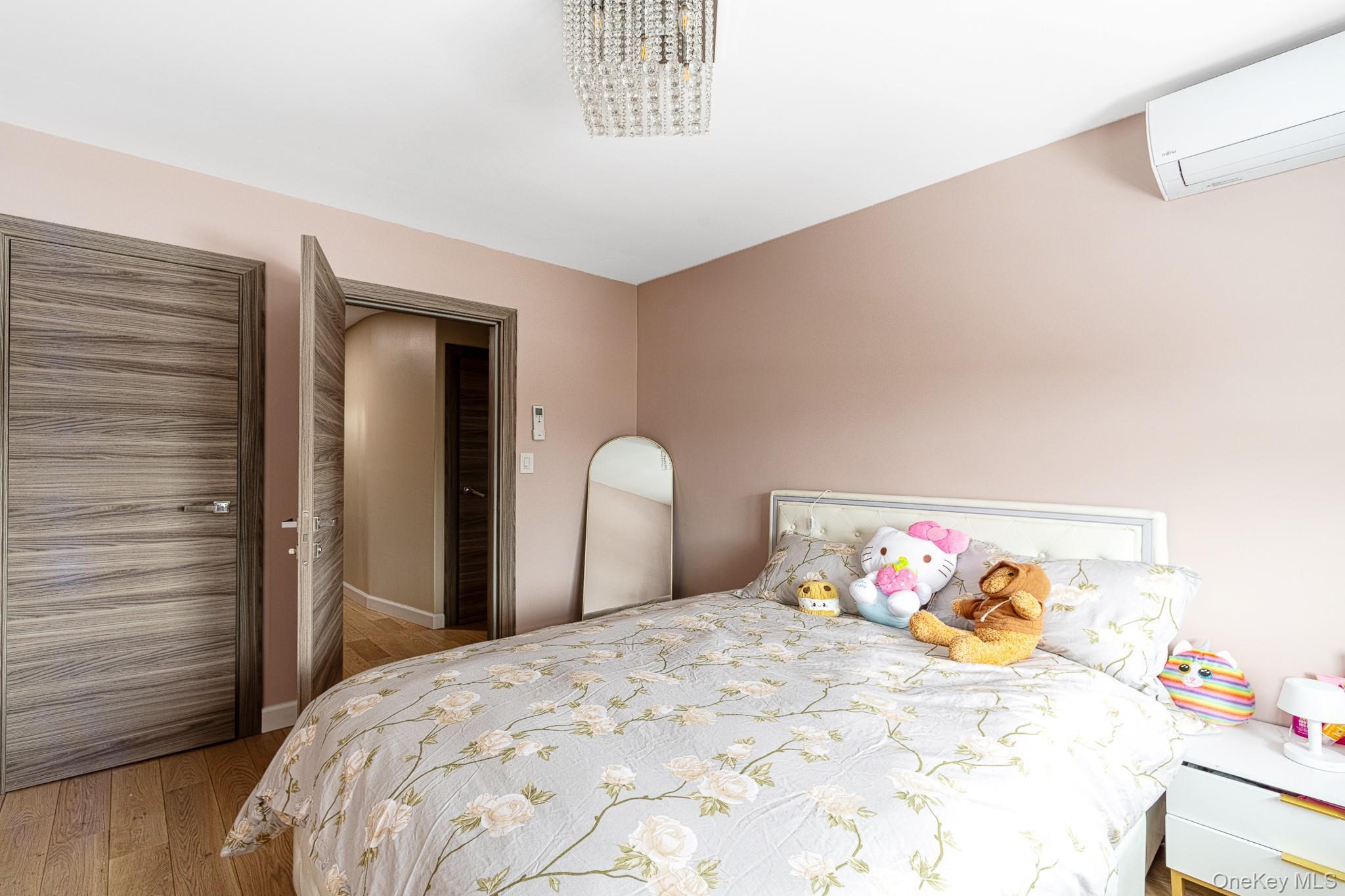 Single Family Batchelder  Brooklyn, NY 11235, MLS-944694-10