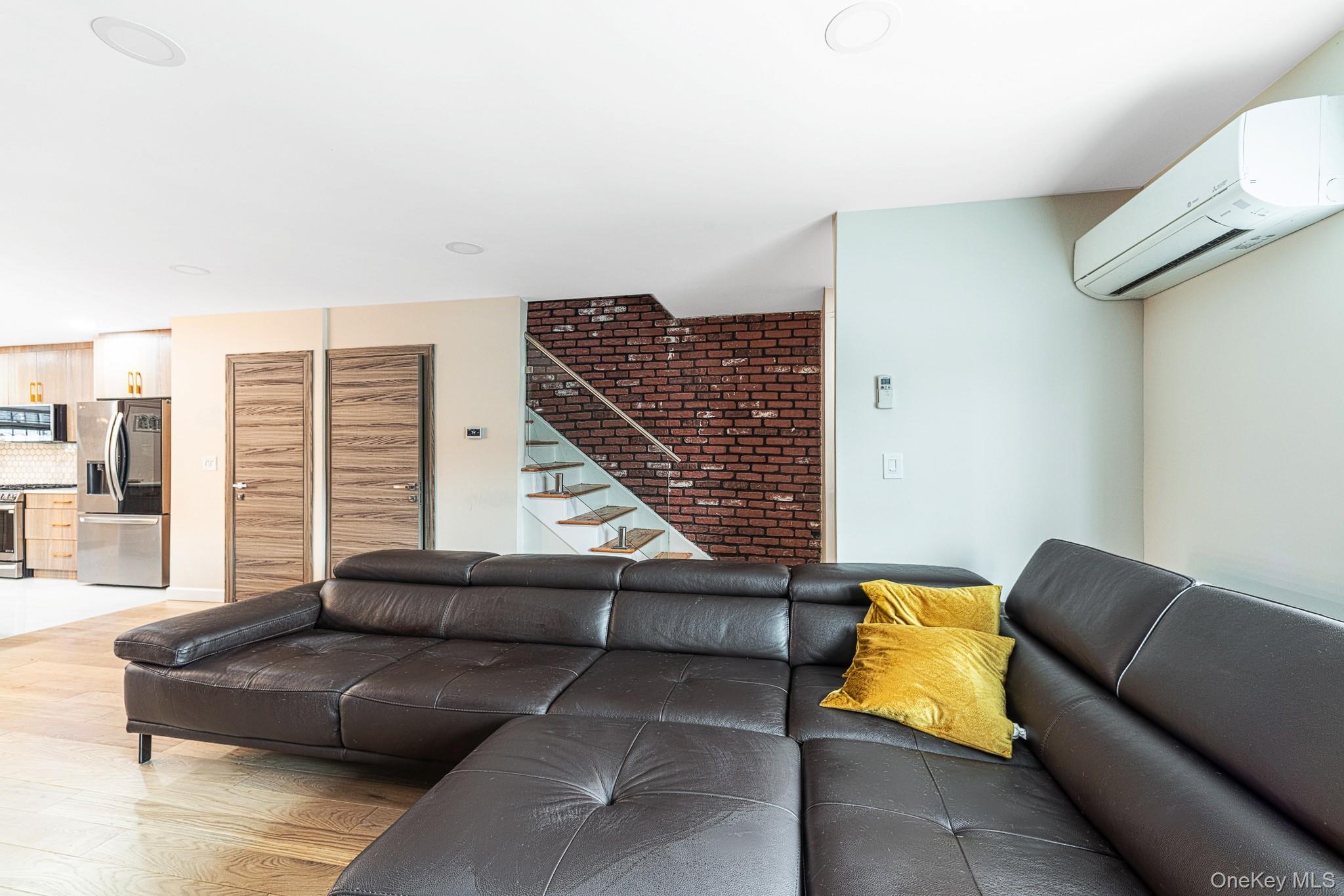 Single Family Batchelder  Brooklyn, NY 11235, MLS-944694-7